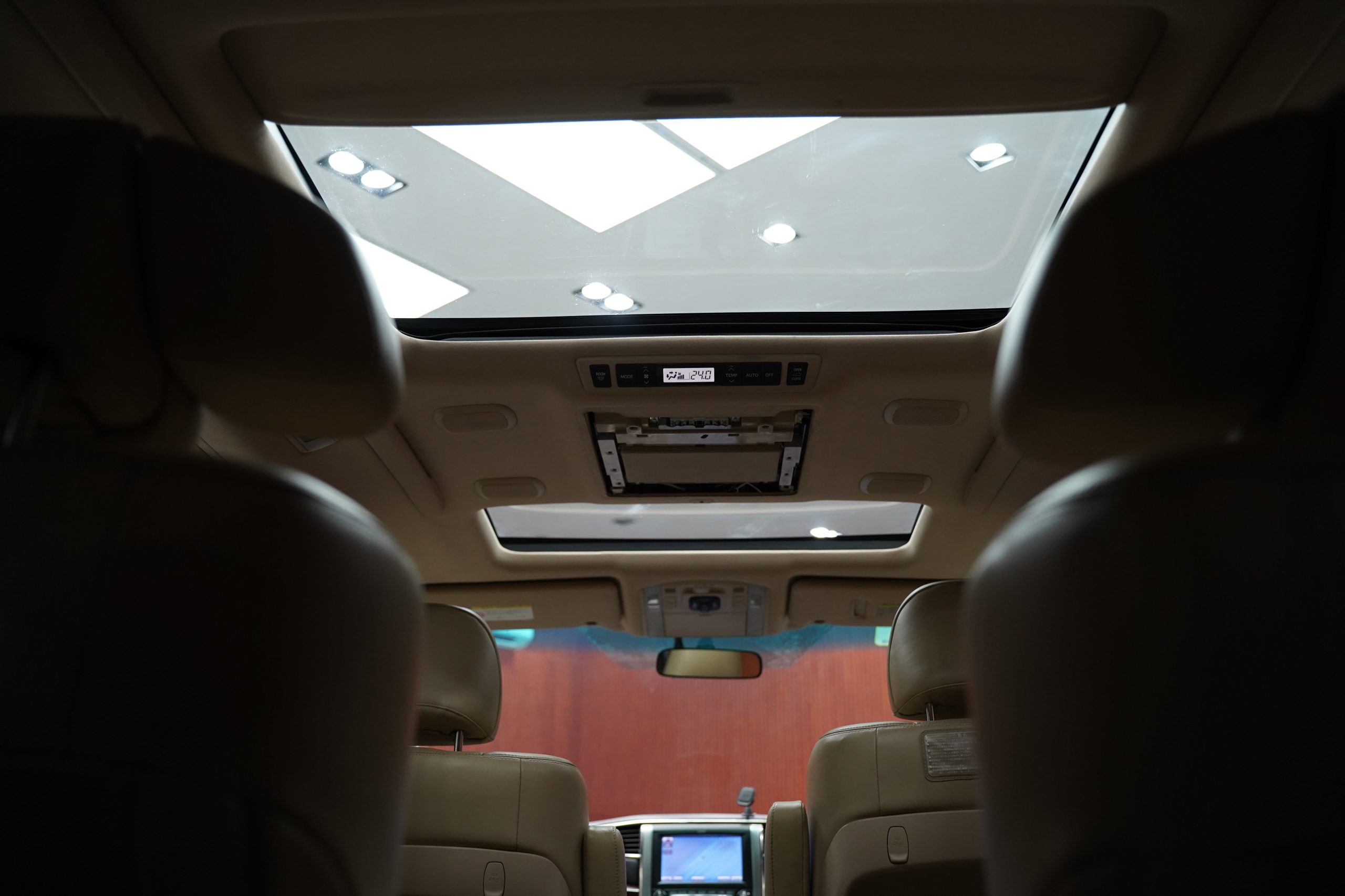 2009 Toyota VELLFIRE 3.5 (ปี 08-14) V Van - Image 25