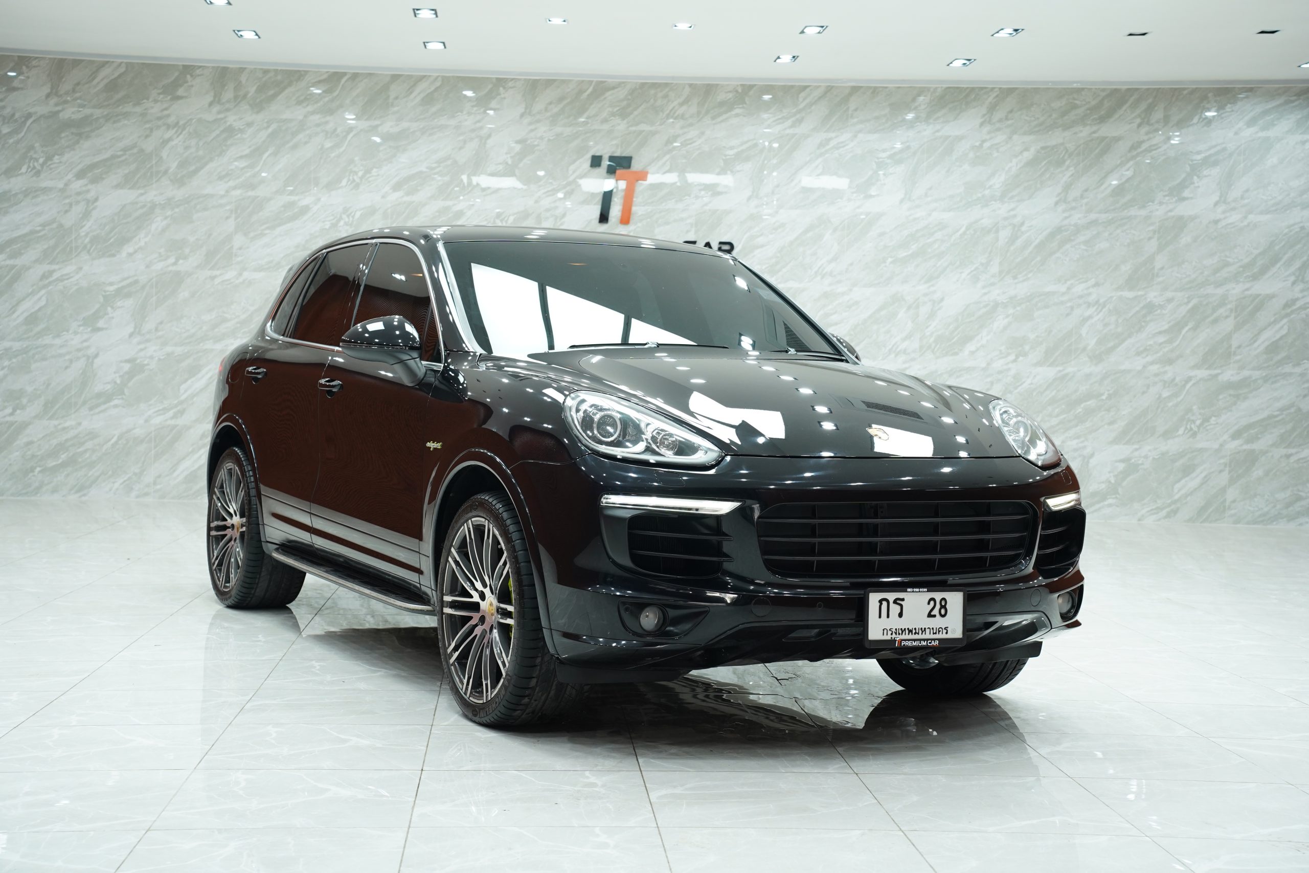 2017Porsche Cayenne S E-Hybrid (Plug-in Hybrid | 4WD)
