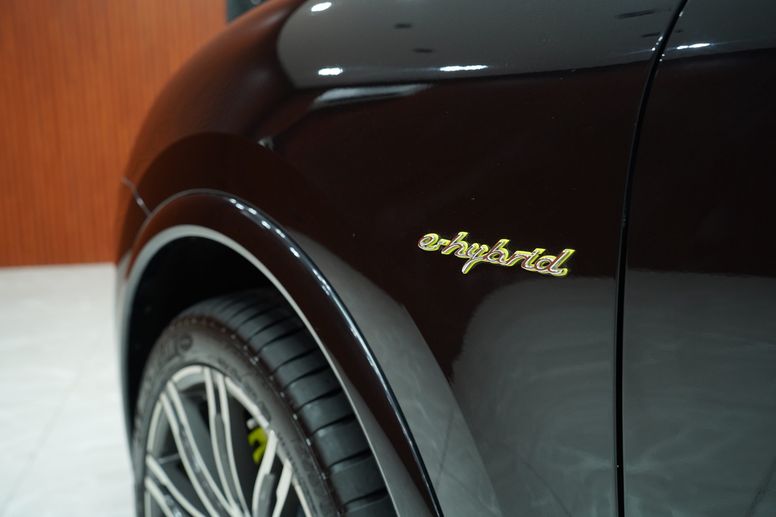 2017Porsche Cayenne S E-Hybrid (Plug-in Hybrid | 4WD) - Image 15