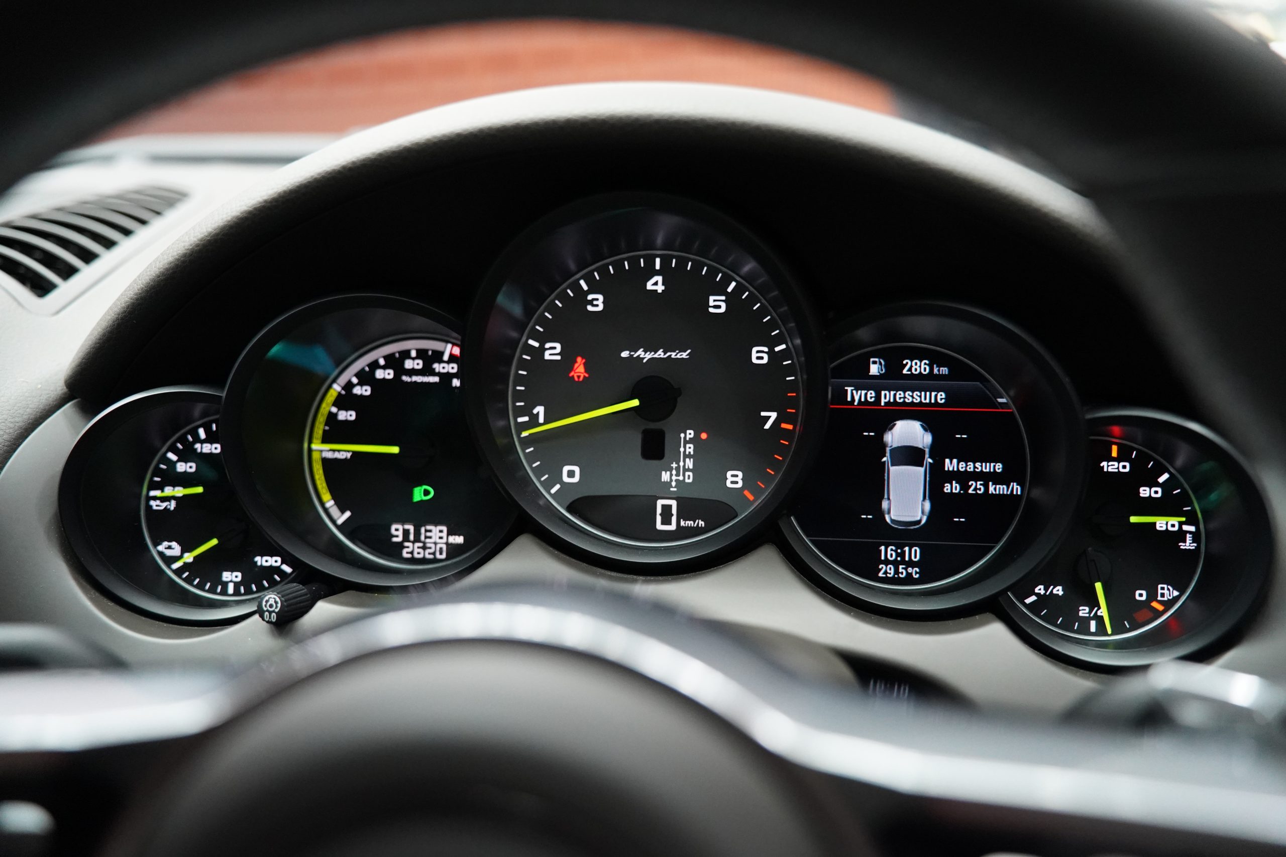 2017Porsche Cayenne S E-Hybrid (Plug-in Hybrid | 4WD) - Image 19