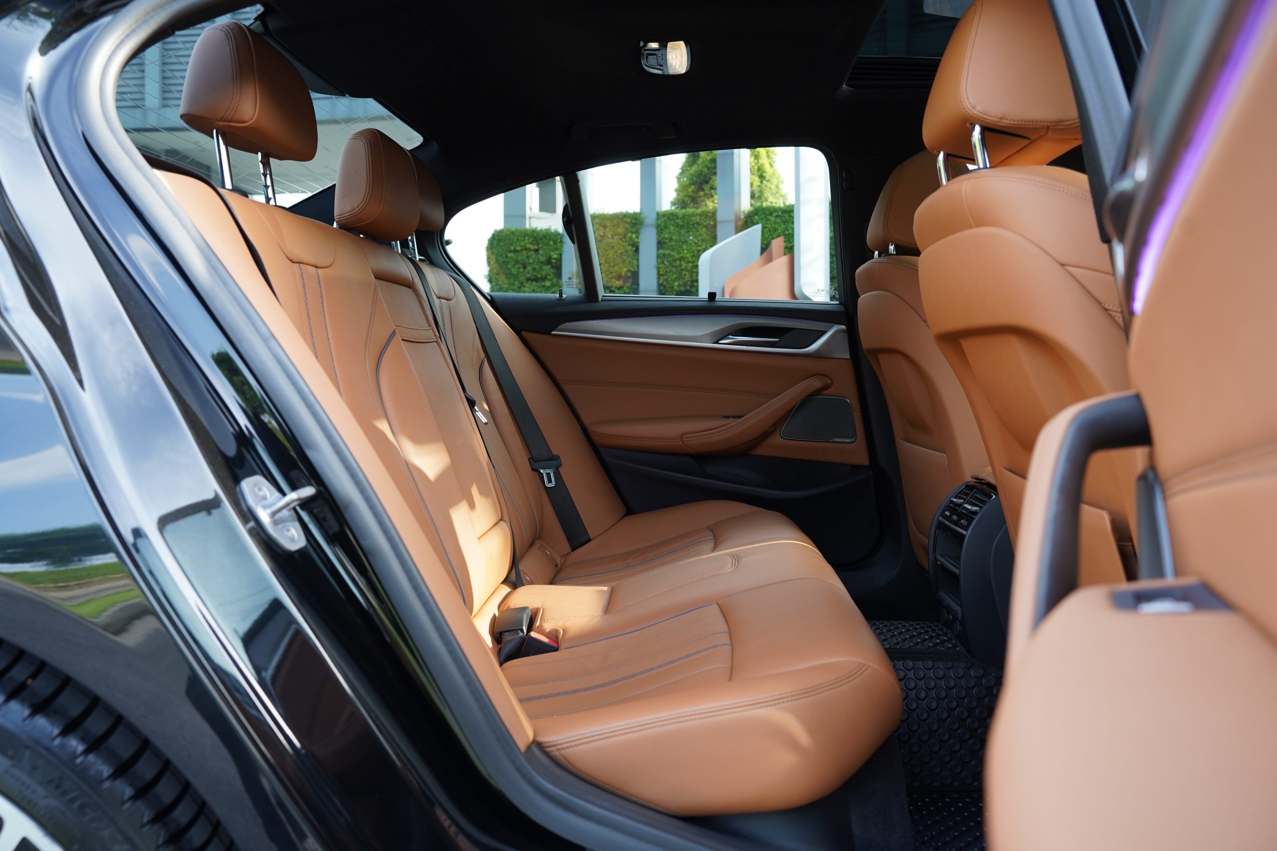 2020 BMW 530e 2.0 G30 M Sport Sedan - Image 14