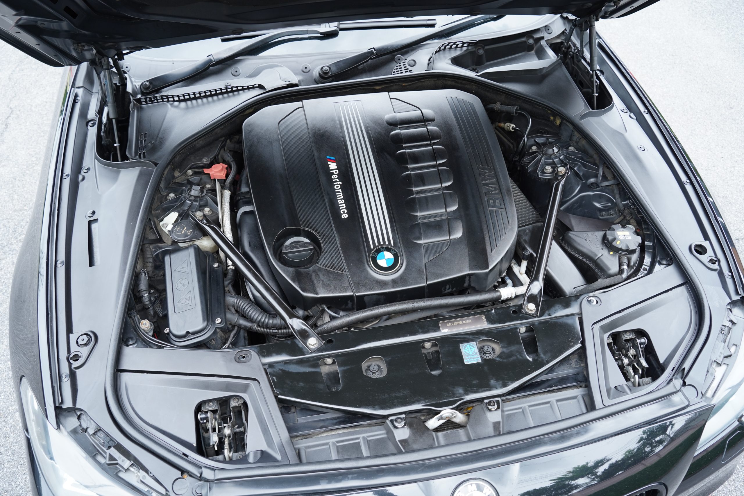 2010 BMW 525d 3.0 F10 Sedan - Image 10