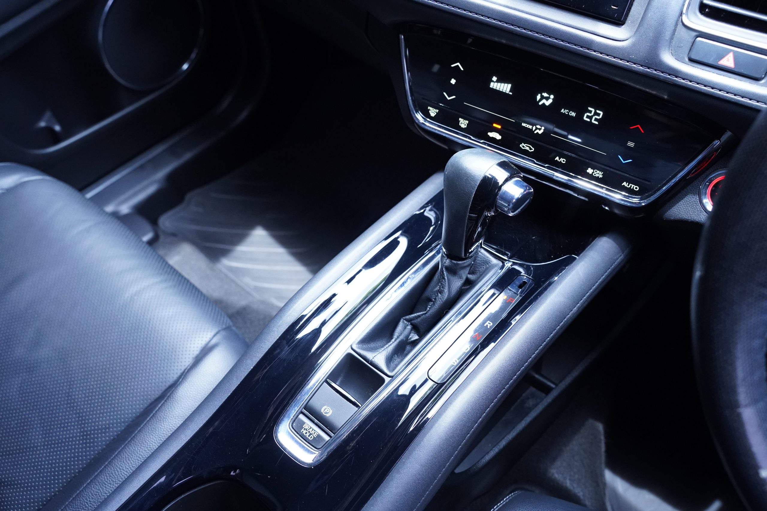 2019 Honda HR-V 1.8 (ปี 14-18) EL SUV - Image 12