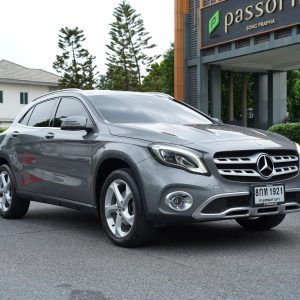 2018 Mercedes-Benz GLA200 1.6 W156 (ปี 14-20) Urban SUV