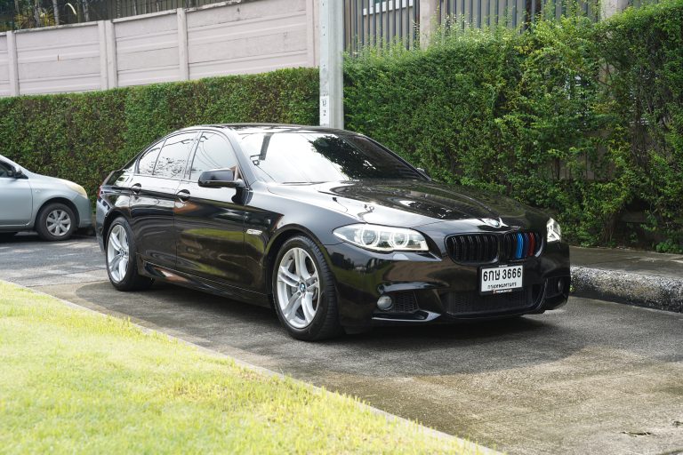 2014 BMW ActiveHybrid 5 3.0 F10 (ปี 10-16) Sedan