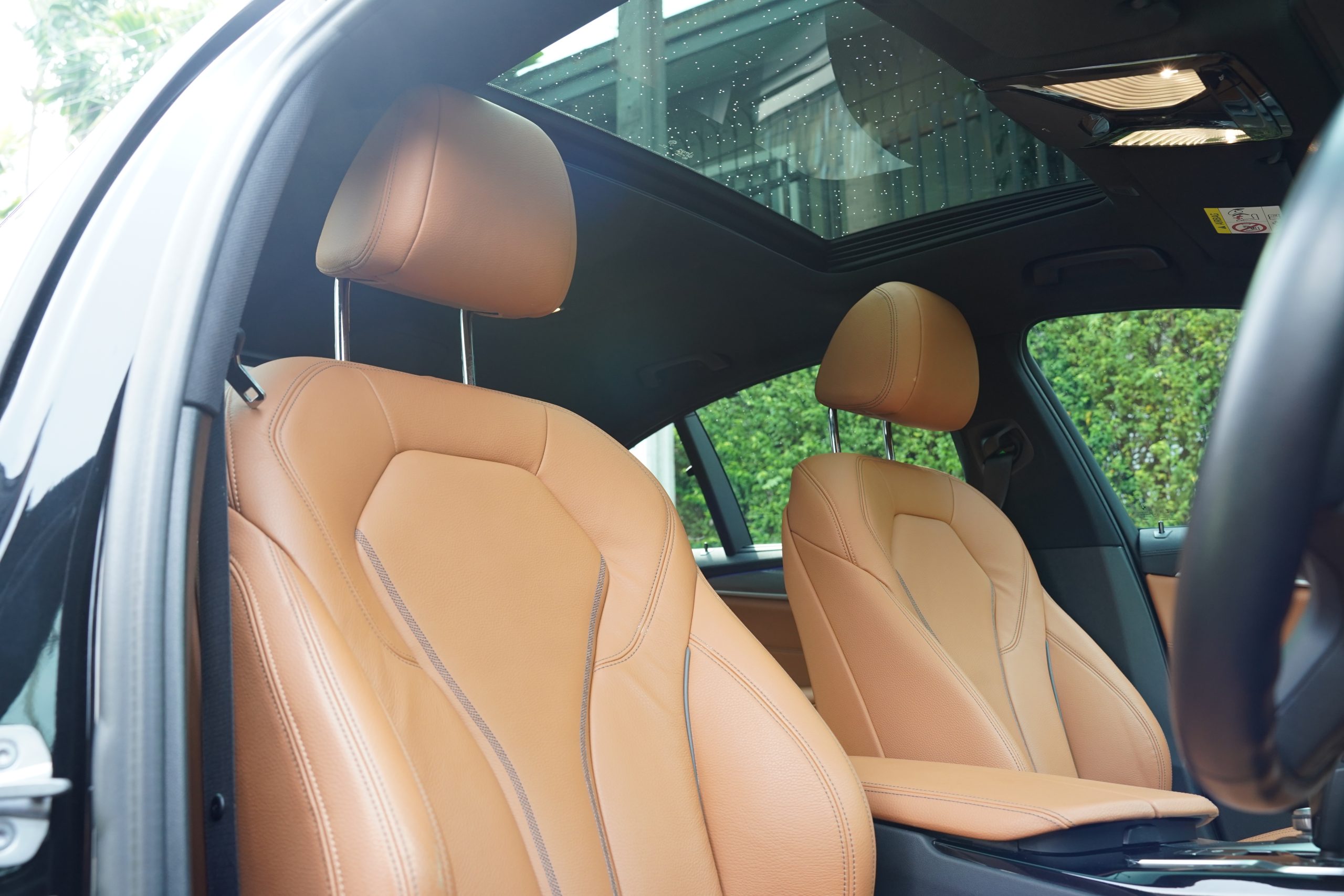 2020 BMW 530e 2.0 G30 (ปี 17-22) M Sport Sedan - Image 20