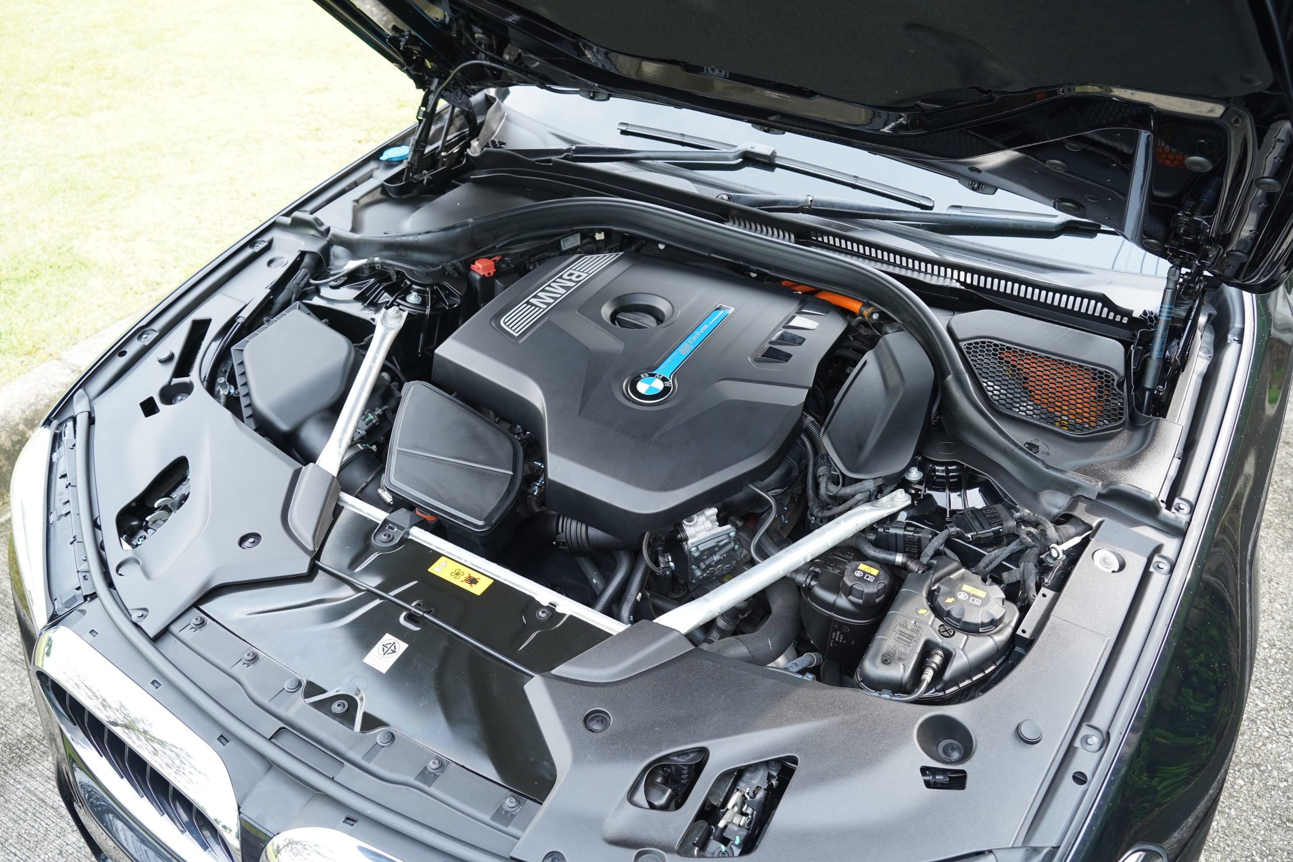 2020 BMW 530e 2.0 G30 (ปี 17-22) M Sport Sedan - Image 18