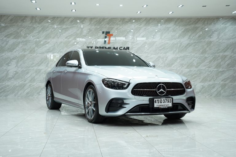 2023Mercedes-Benz E300e AMG Dynamic
