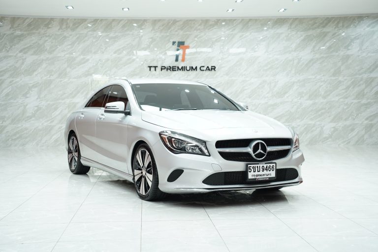 2017Mercedes-Benz CLA200 (W117)