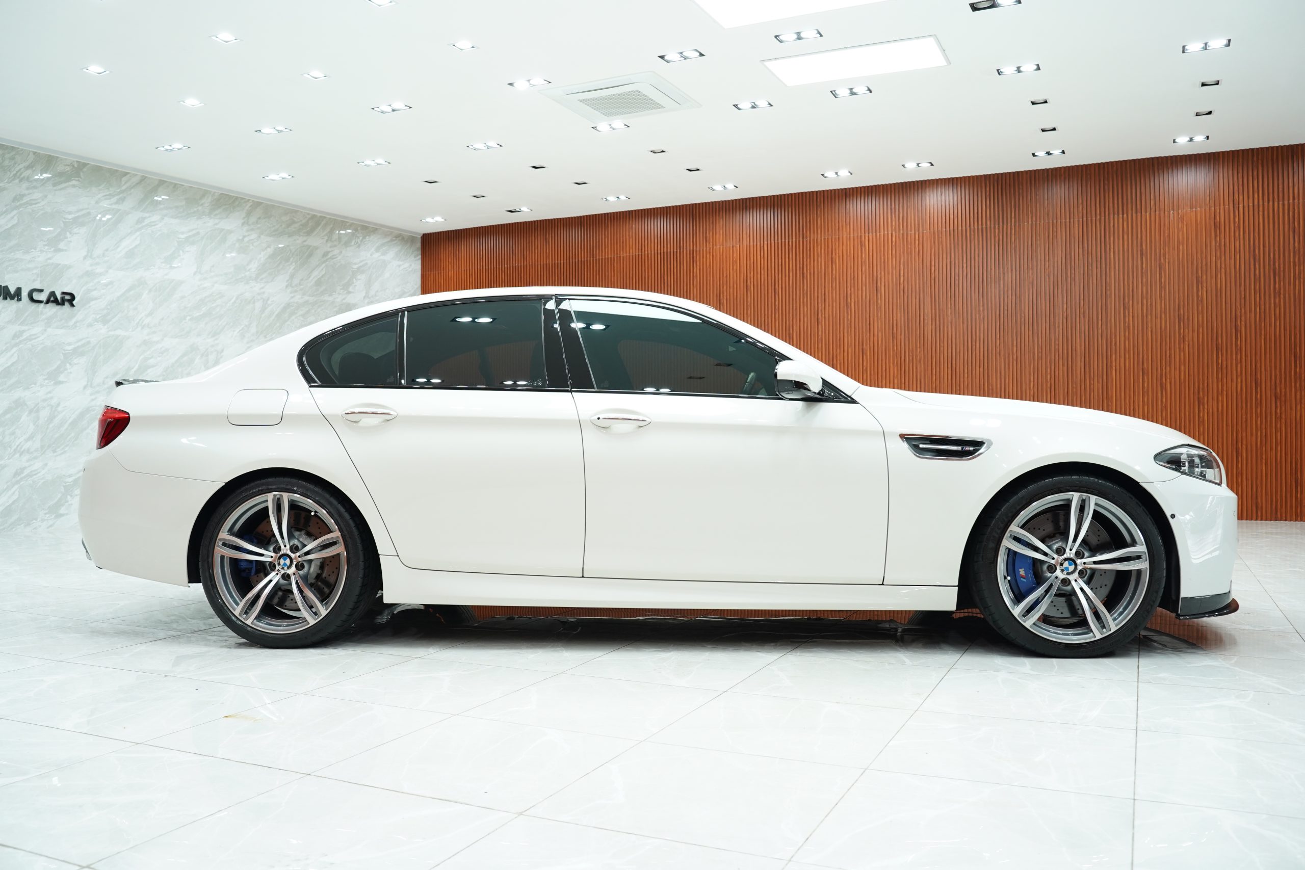 2015BMW M5 F10 LCI - Image 6