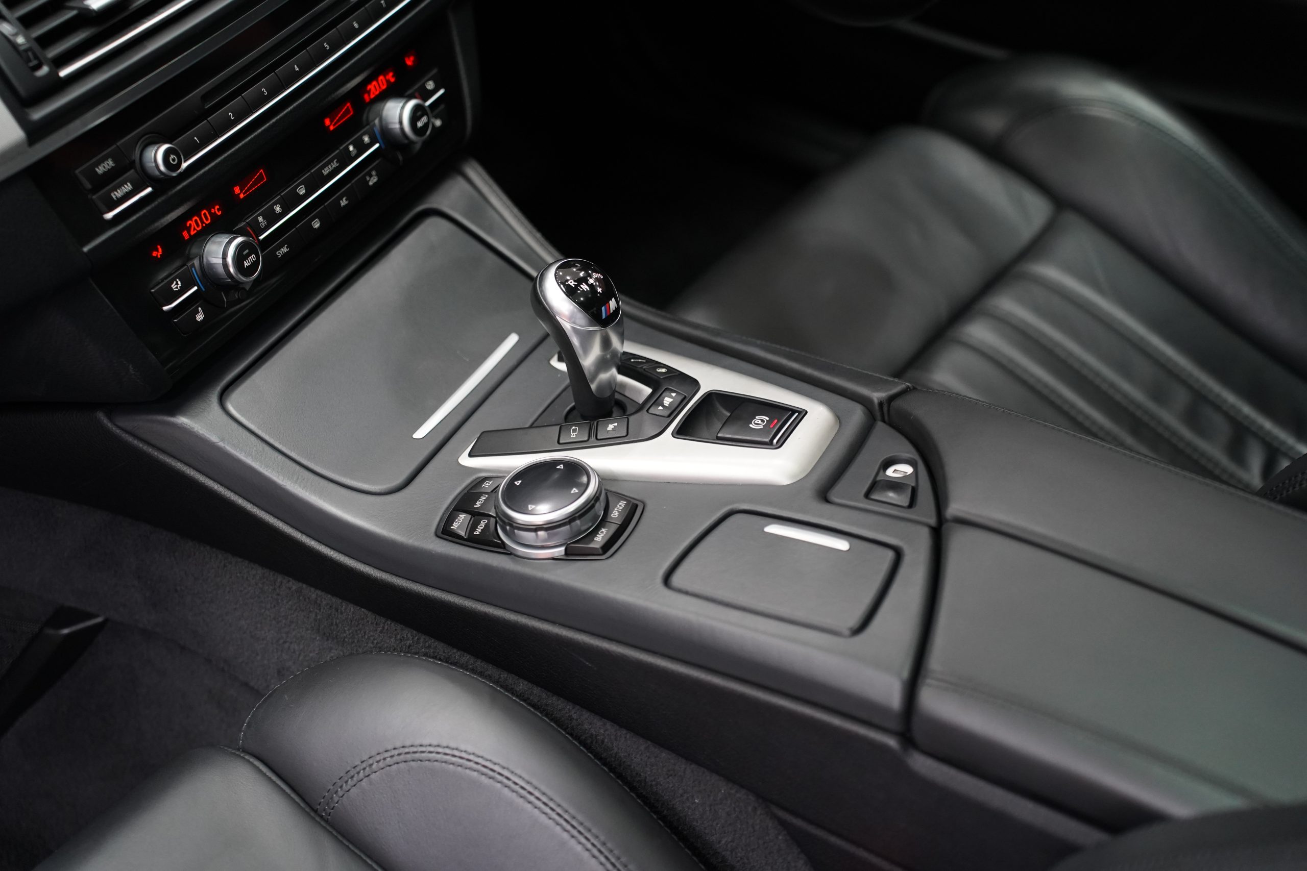 2015BMW M5 F10 LCI - Image 20