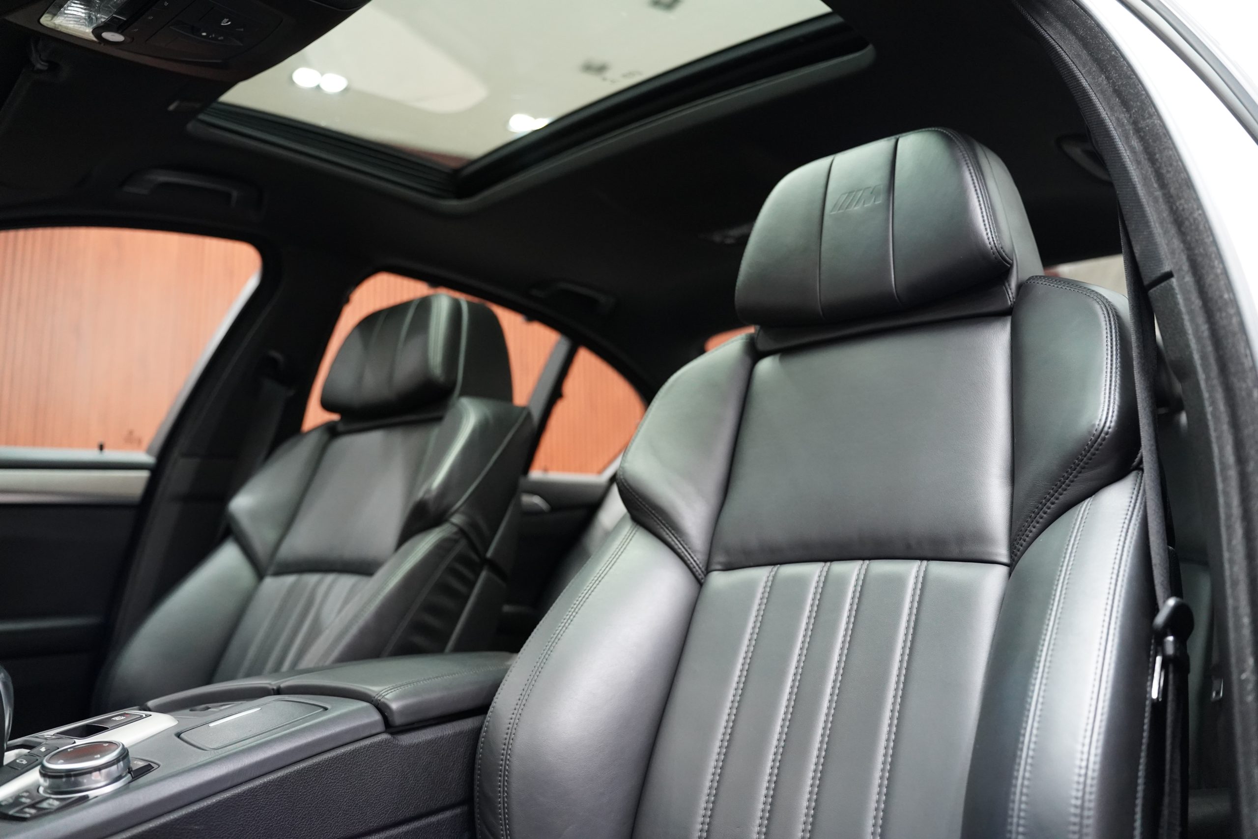 2015BMW M5 F10 LCI - Image 22