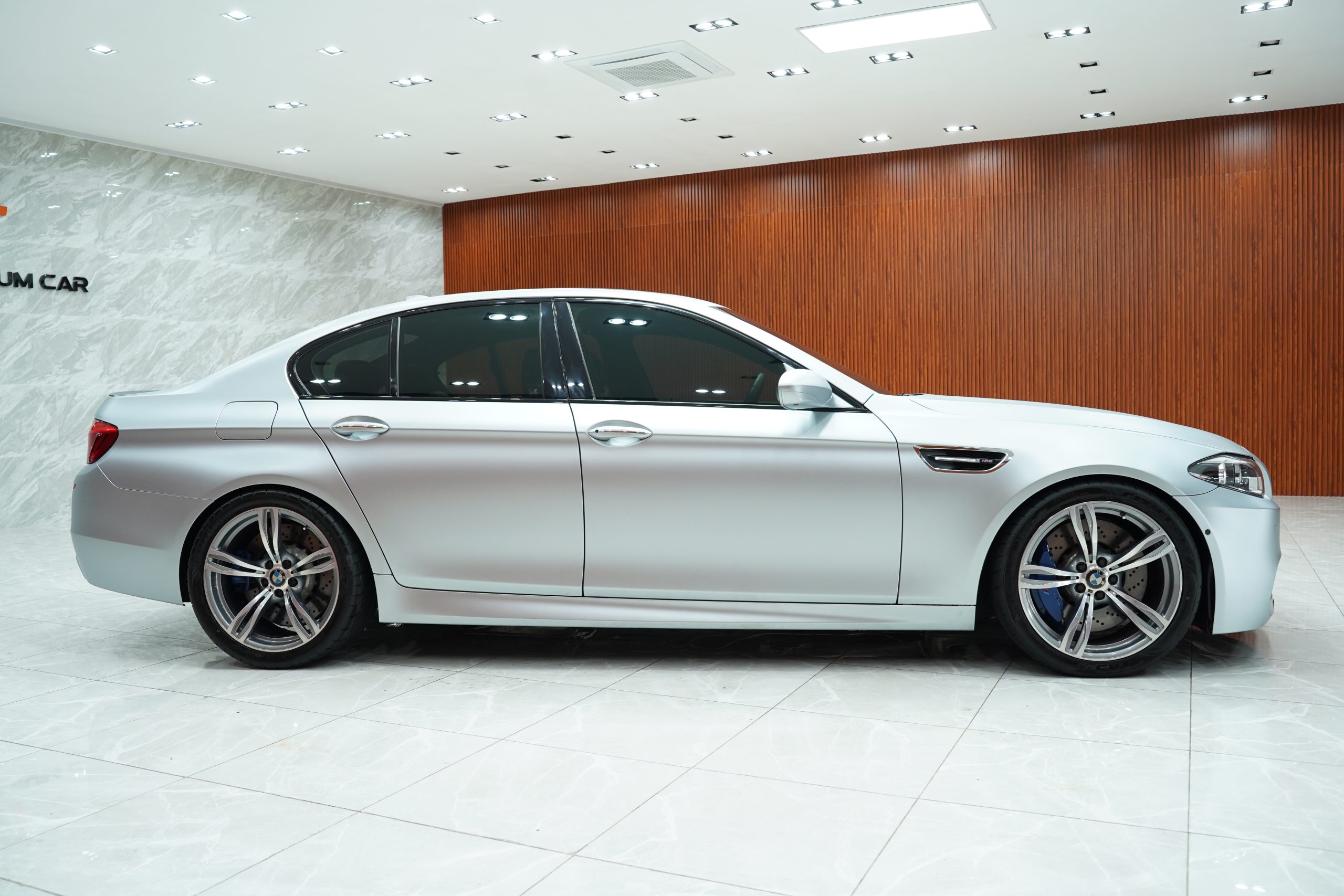 2015 BMW M5 F10 LCI - Image 7