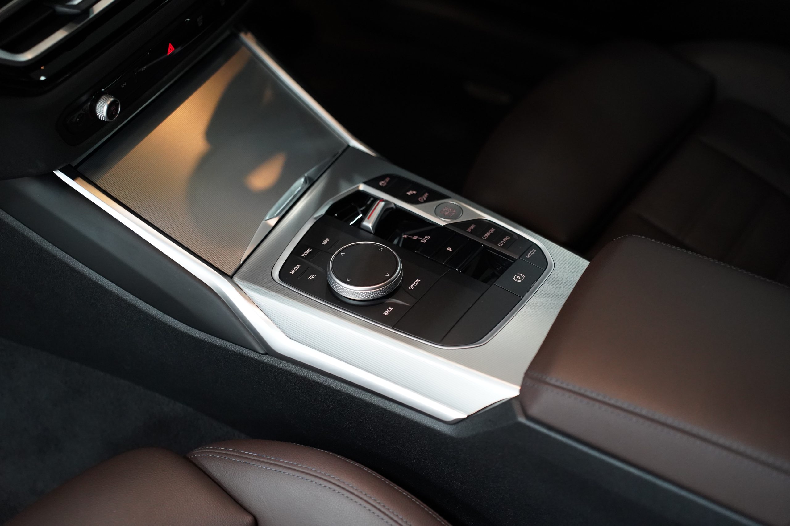 2023 BMW 320d 2.0 G20 (ปี 19-26) M Sport Sedan - Image 14