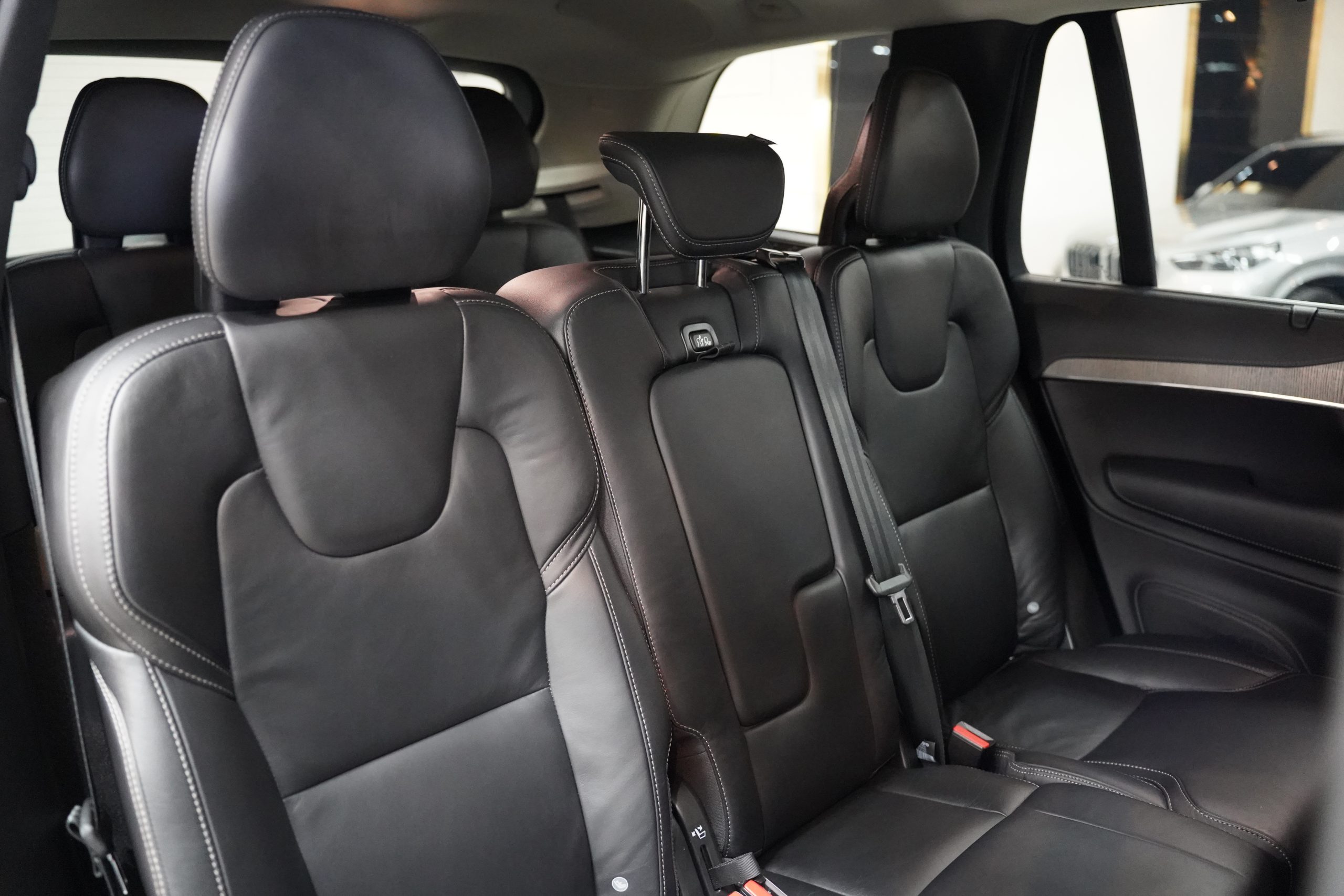 2022 Volvo XC90 2.0 (ปี 16-26) Recharge T8 Inscription AWD SUV - Image 28