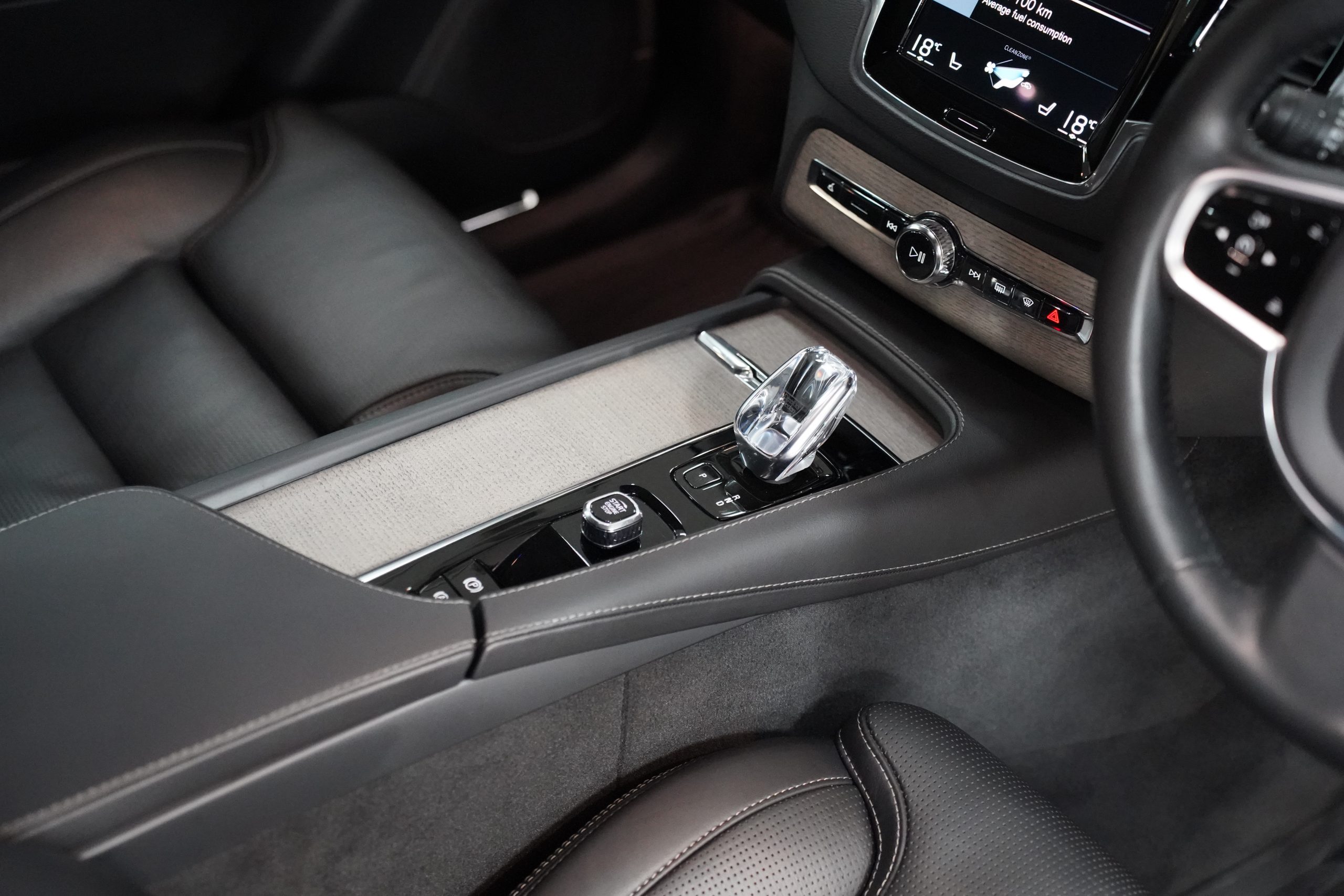 2022 Volvo XC90 2.0 (ปี 16-26) Recharge T8 Inscription AWD SUV - Image 22