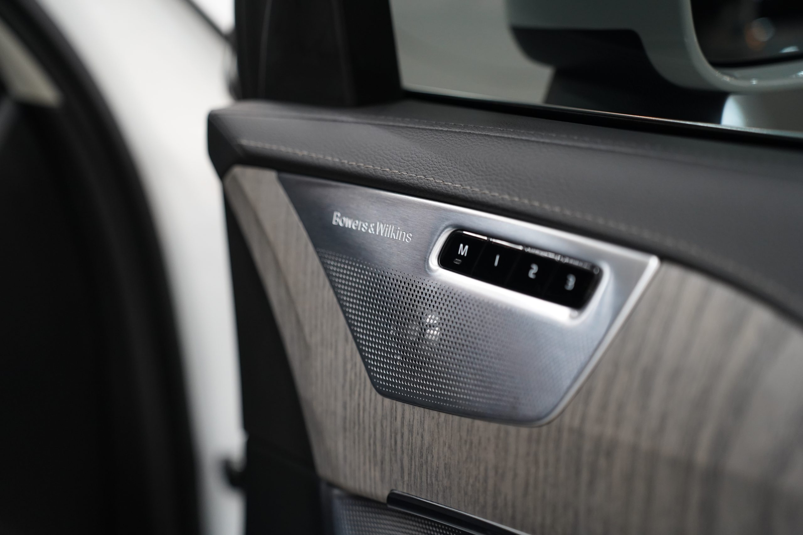 2022 Volvo XC90 2.0 (ปี 16-26) Recharge T8 Inscription AWD SUV - Image 14