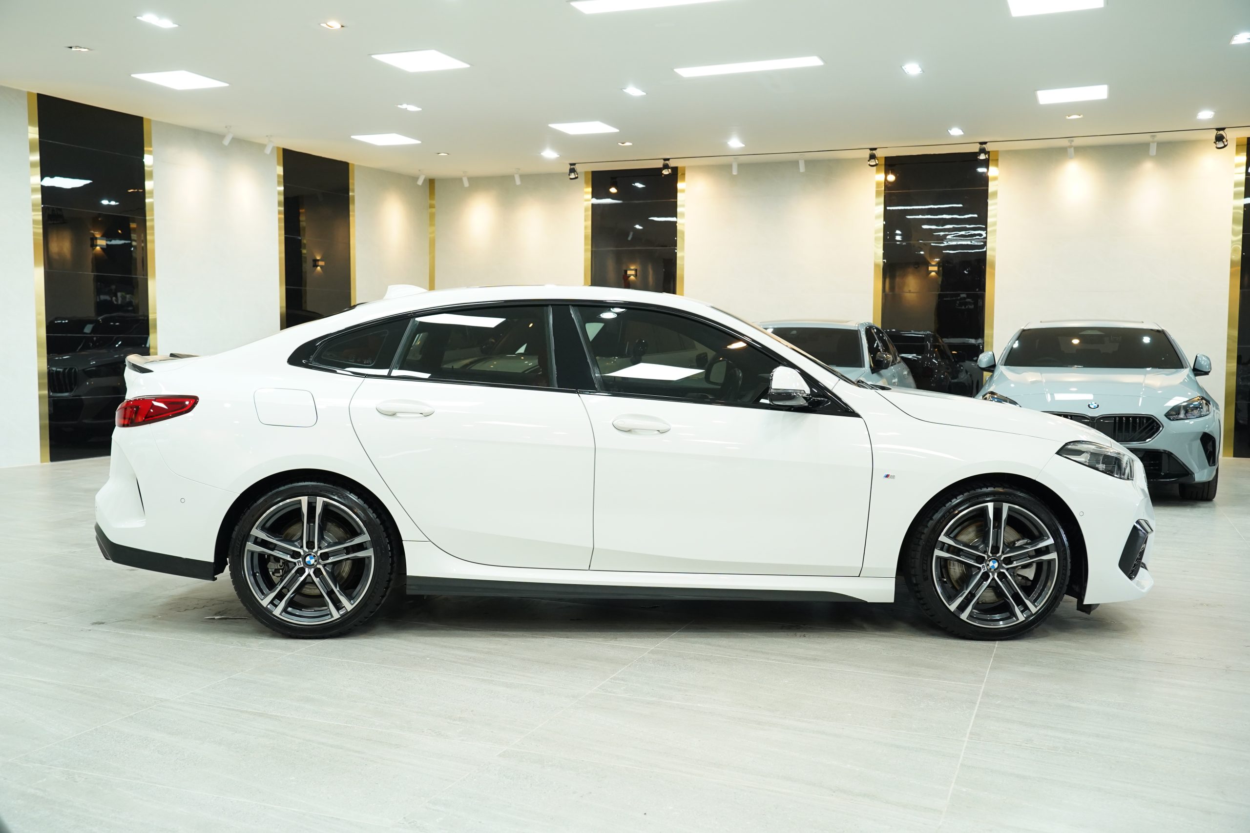 2021 BMW 220i 2.0 F44 (ปี 20-27) Gran M Sport Coupe - Image 9