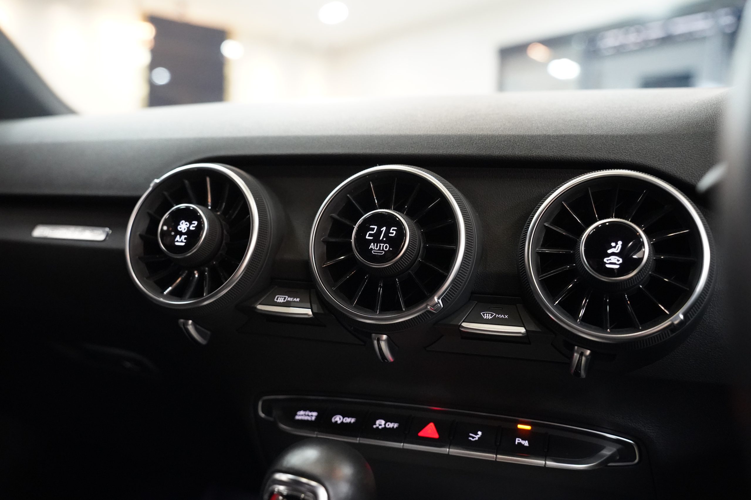 2020Audi TT 45 TFSI quattro S line - Image 23
