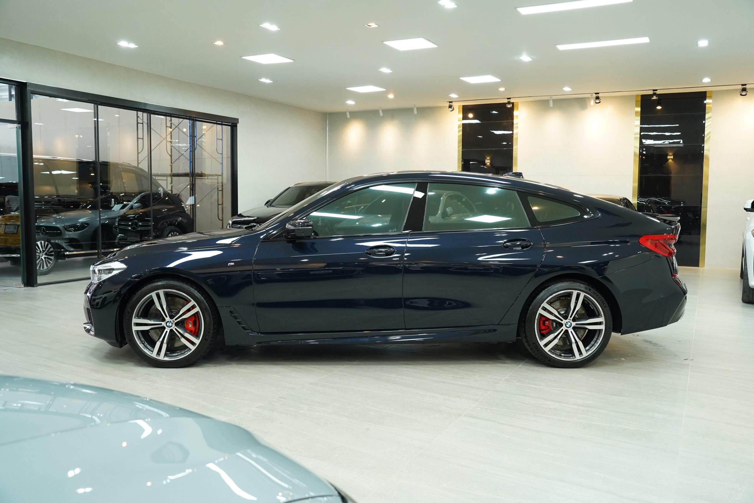 2021 BMW 630i 2.0 G32 (ปี 17-22) Gran Turismo M Sport Hatchback - Image 5