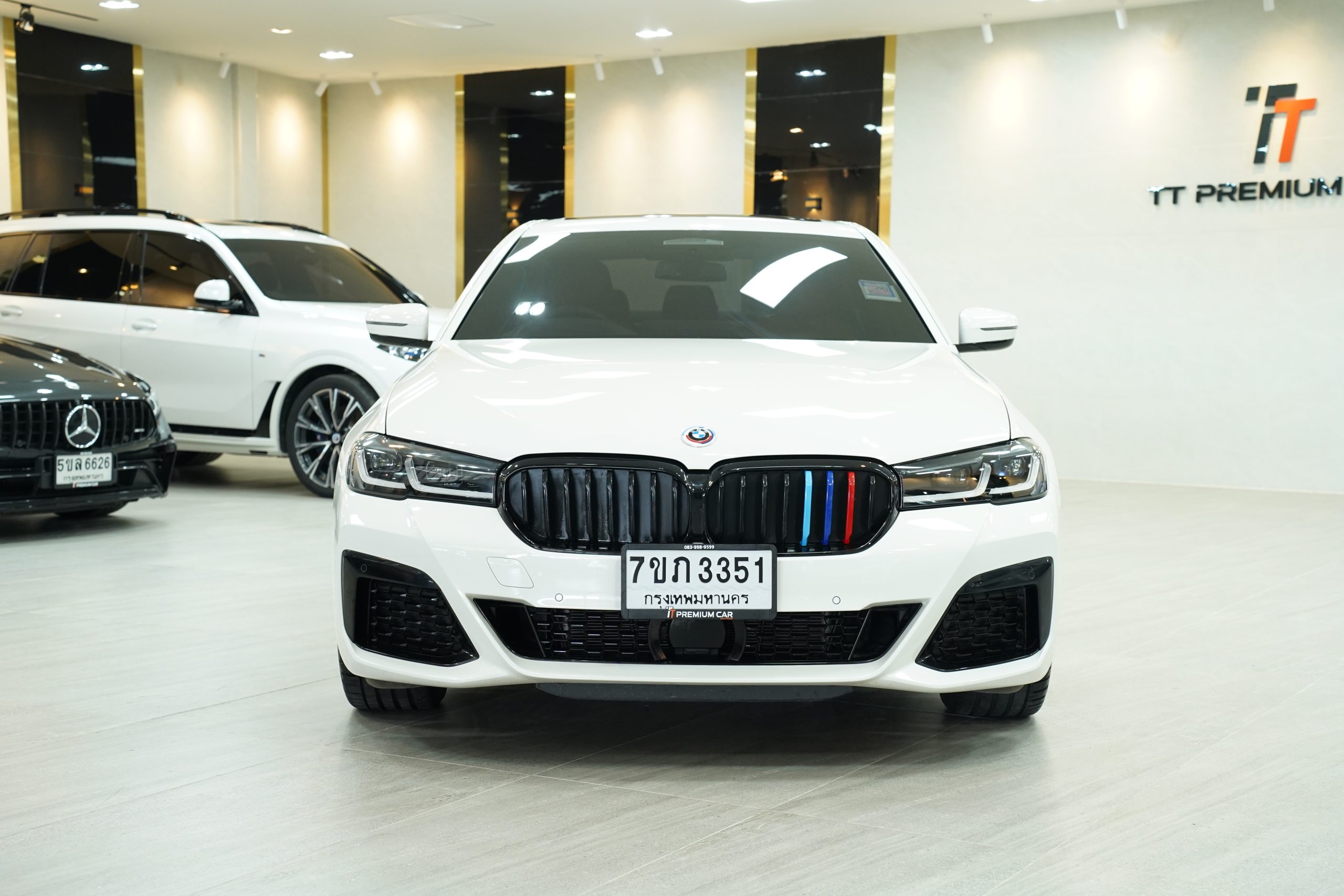 2023 BMW 530e 2.0 G30 (ปี 17-22) M Sport Sedan - Image 3