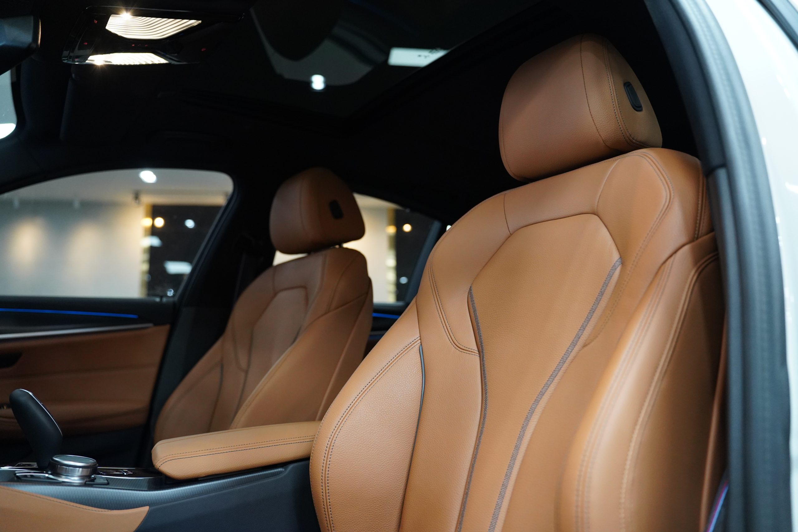 2023 BMW 530e 2.0 G30 (ปี 17-22) M Sport Sedan - Image 14