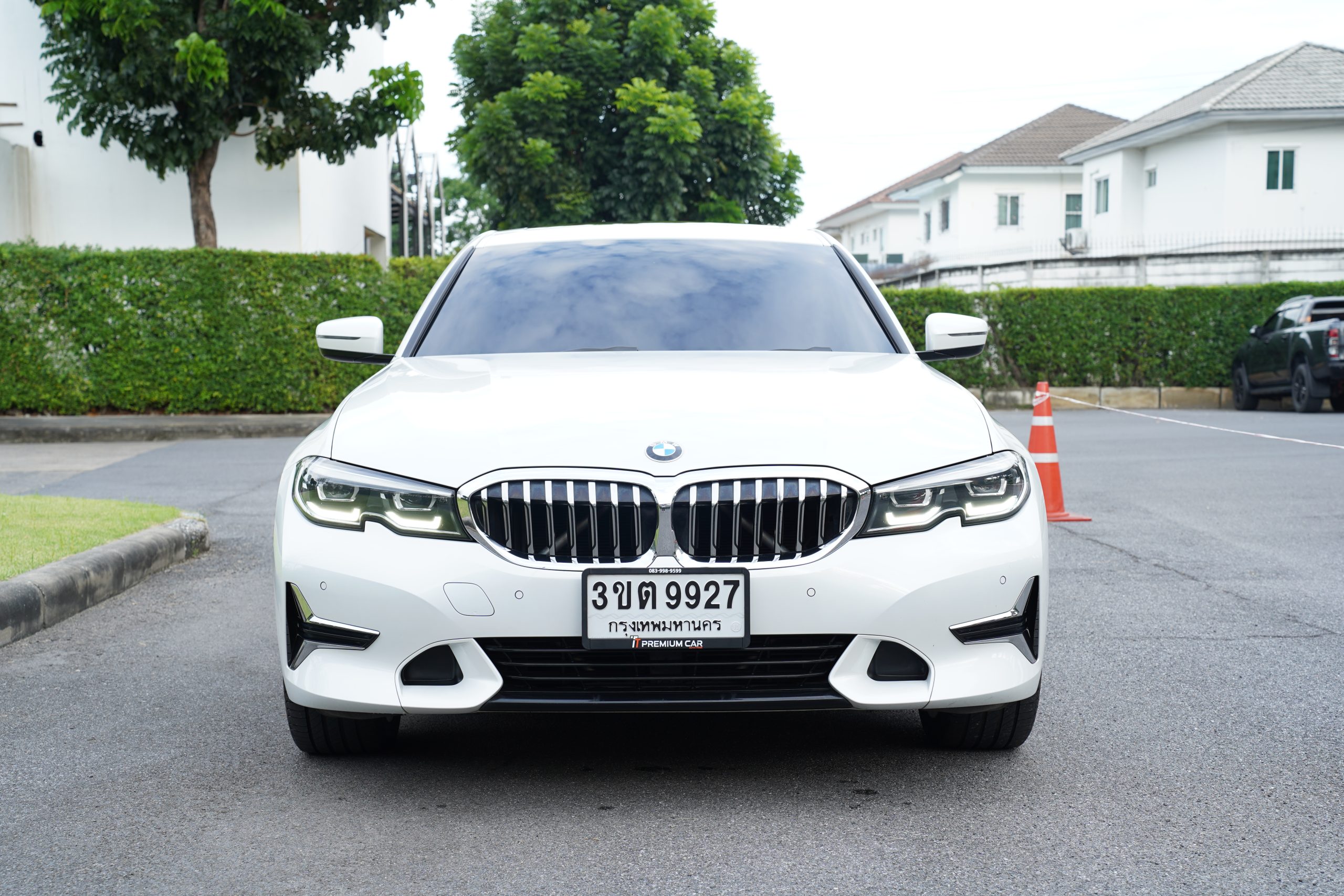 2022 BMW 320Li 2.0 G28 (ปี 21-26) Luxury Sedan - Image 4