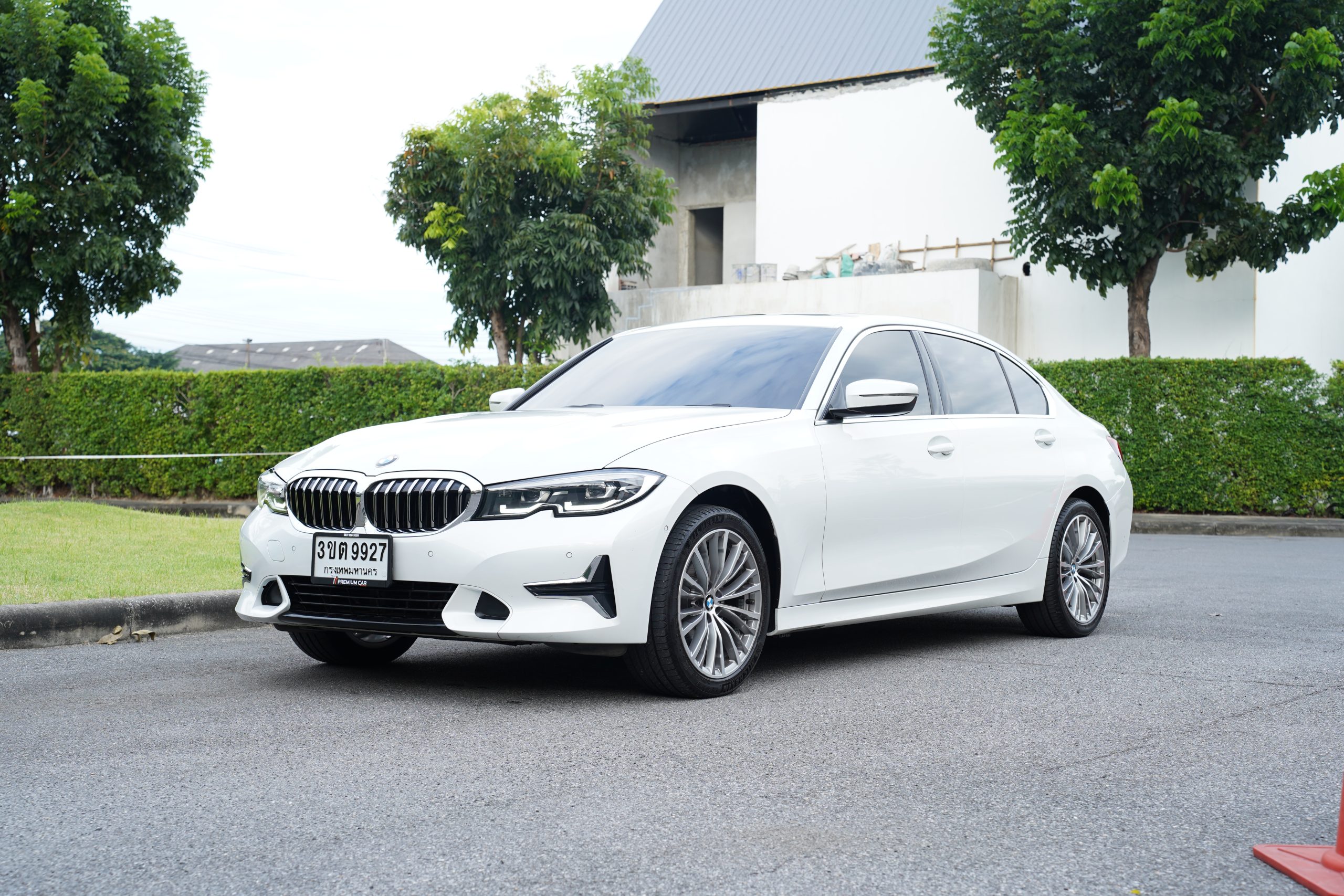 2022 BMW 320Li 2.0 G28 (ปี 21-26) Luxury Sedan - Image 5