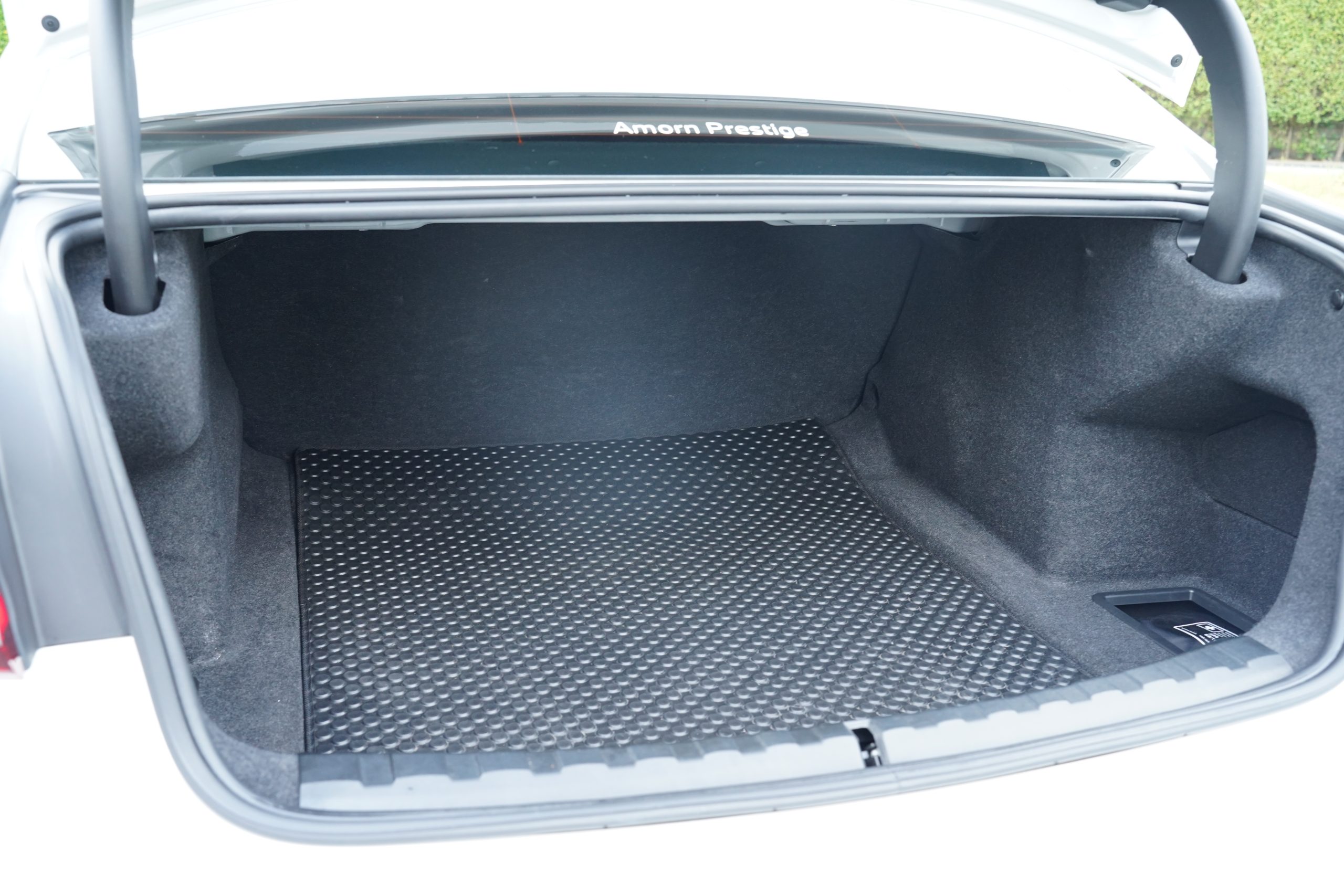 2022 BMW 320Li 2.0 G28 (ปี 21-26) Luxury Sedan - Image 14