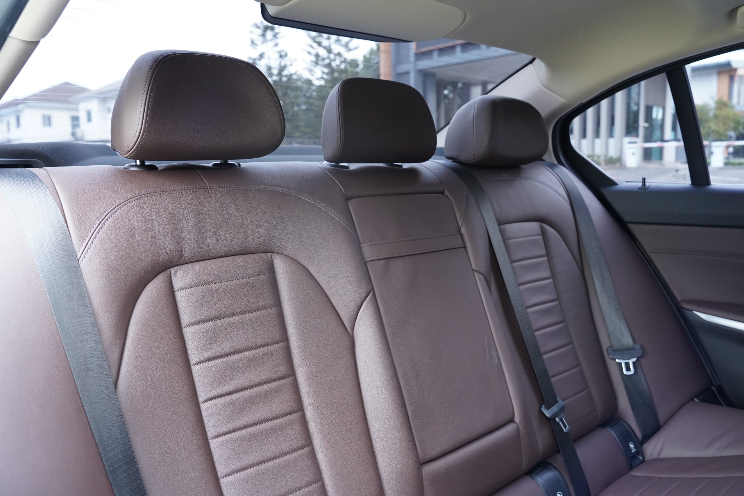 2022 BMW 320Li 2.0 G28 (ปี 21-26) Luxury Sedan - Image 19