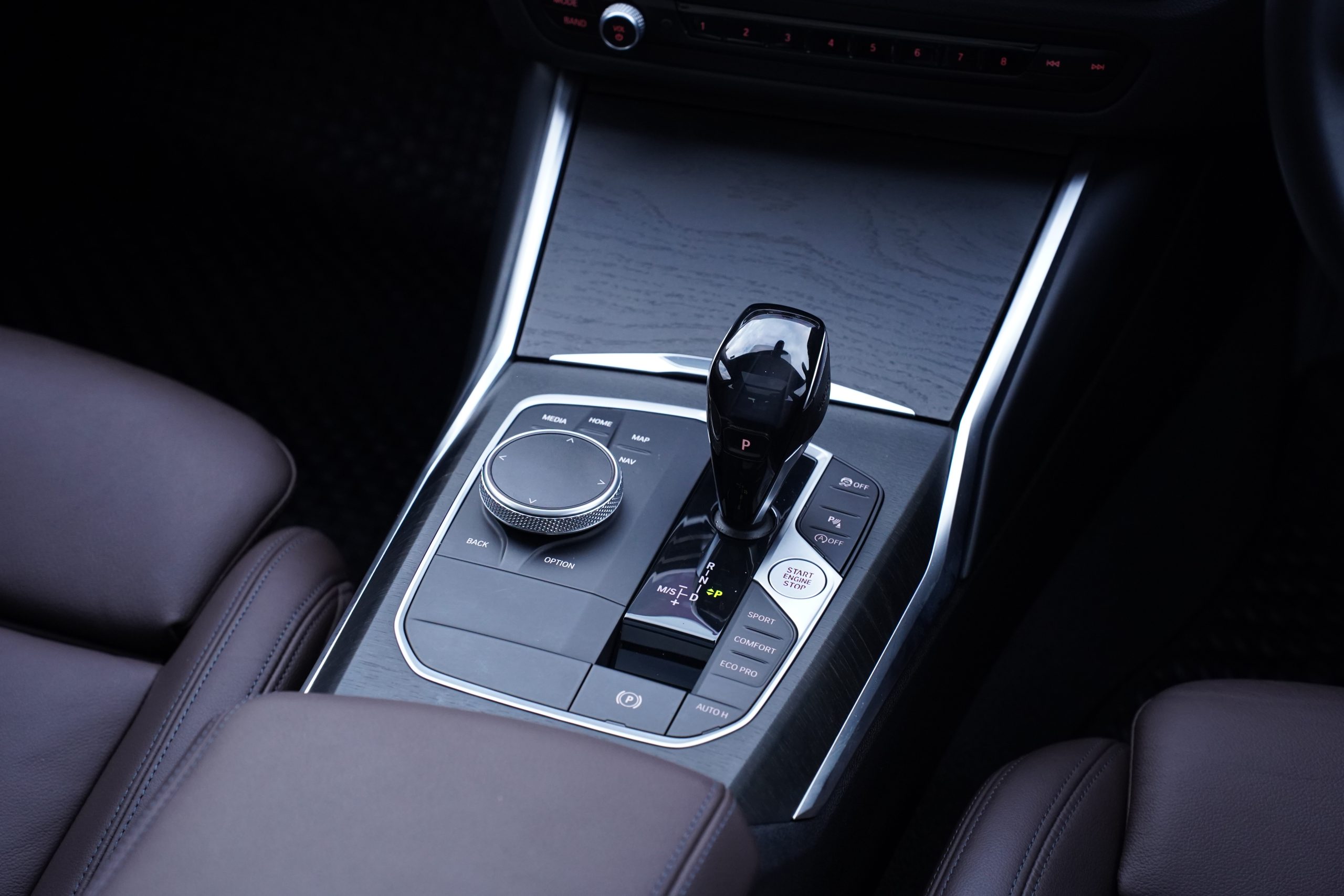 2022 BMW 320Li 2.0 G28 (ปี 21-26) Luxury Sedan - Image 22