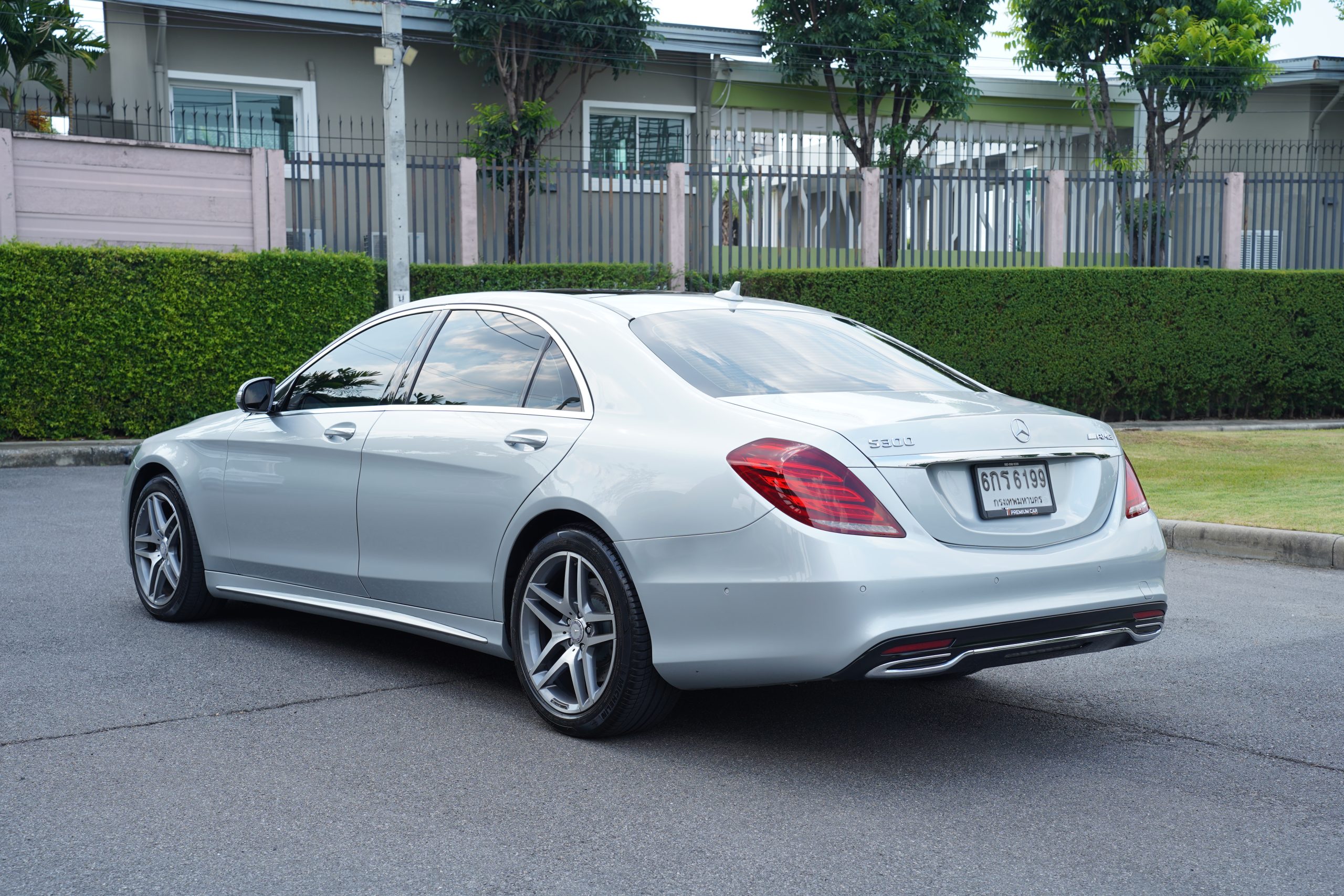 2014 Mercedes-Benz S300 2.1 W222 (ปี 13-21) BlueTEC Hybrid Sedan - Image 6