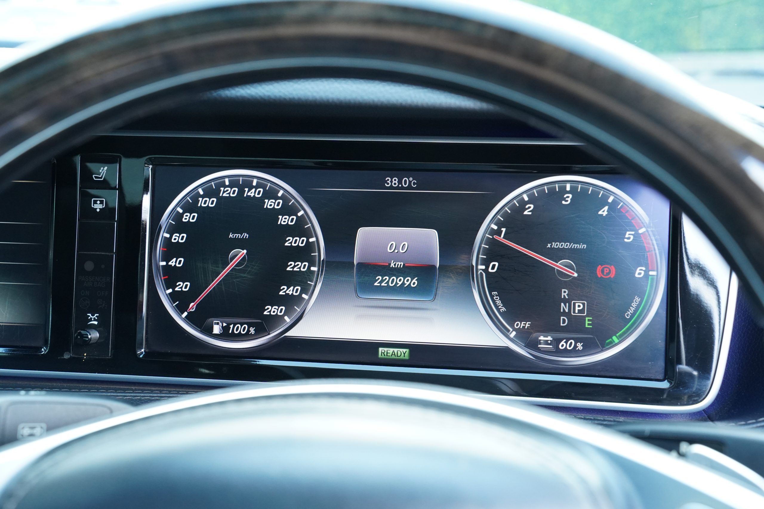 2014 Mercedes-Benz S300 2.1 W222 (ปี 13-21) BlueTEC Hybrid Sedan - Image 16