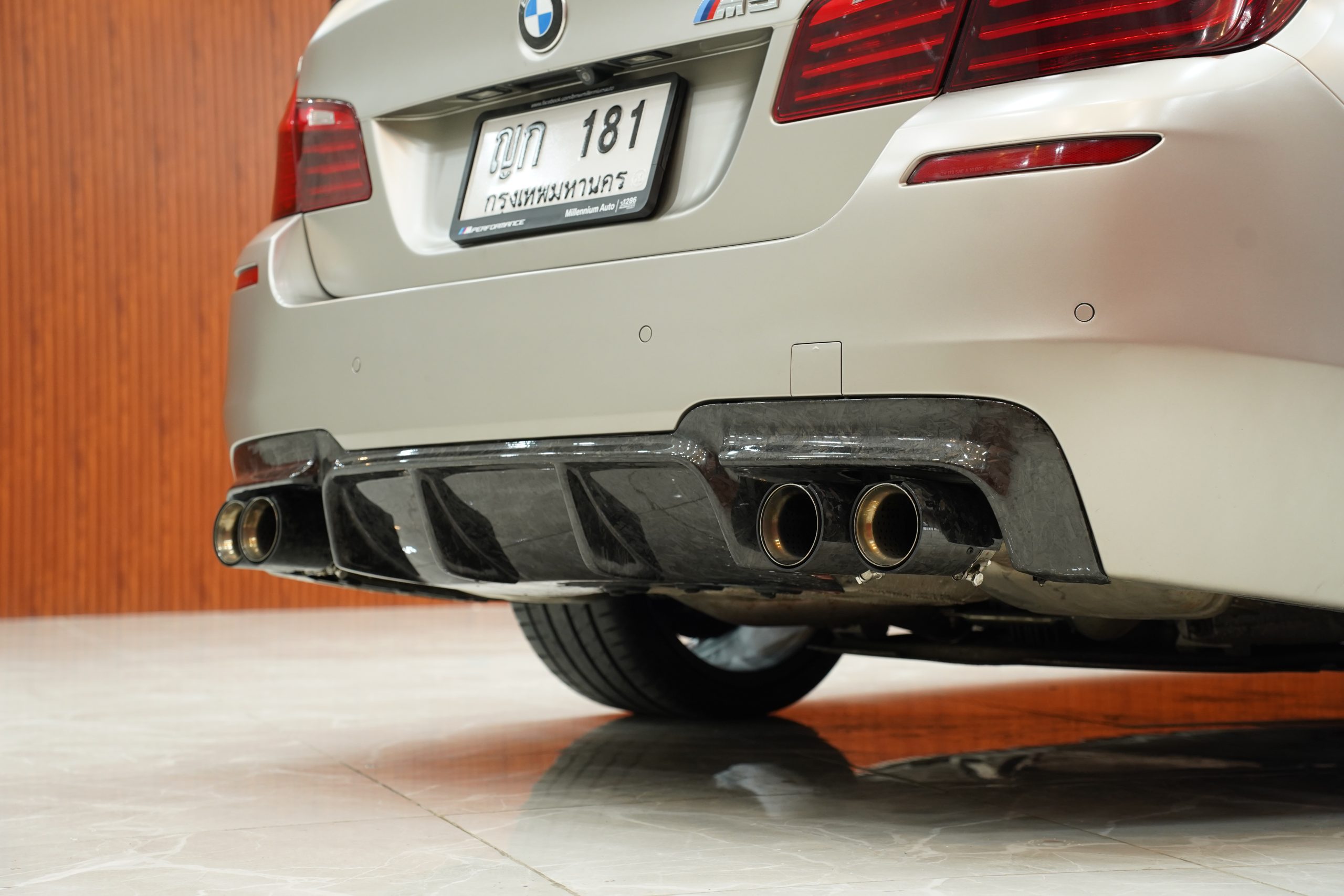 2015 BMW M5 F10 LCI - Image 9