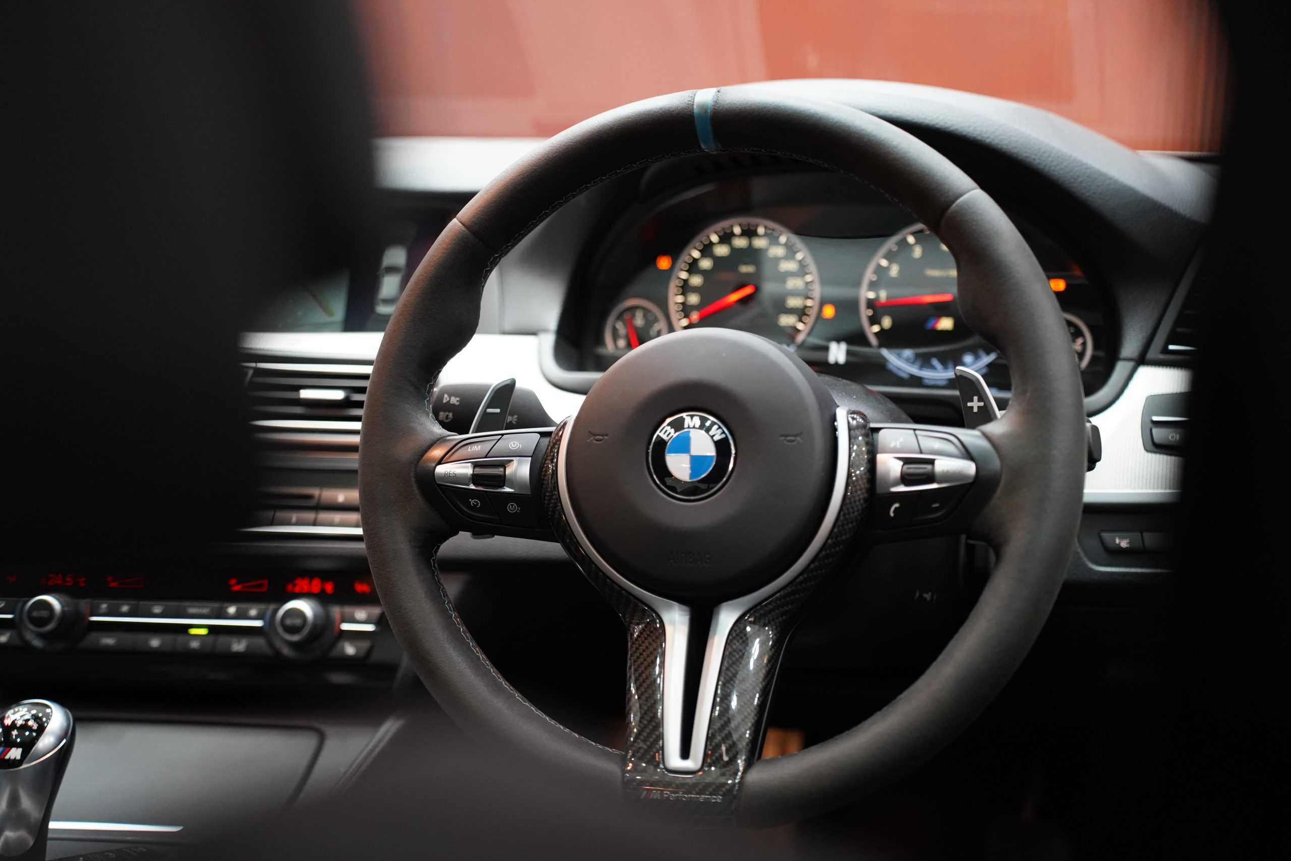 2015 BMW M5 F10 LCI - Image 30