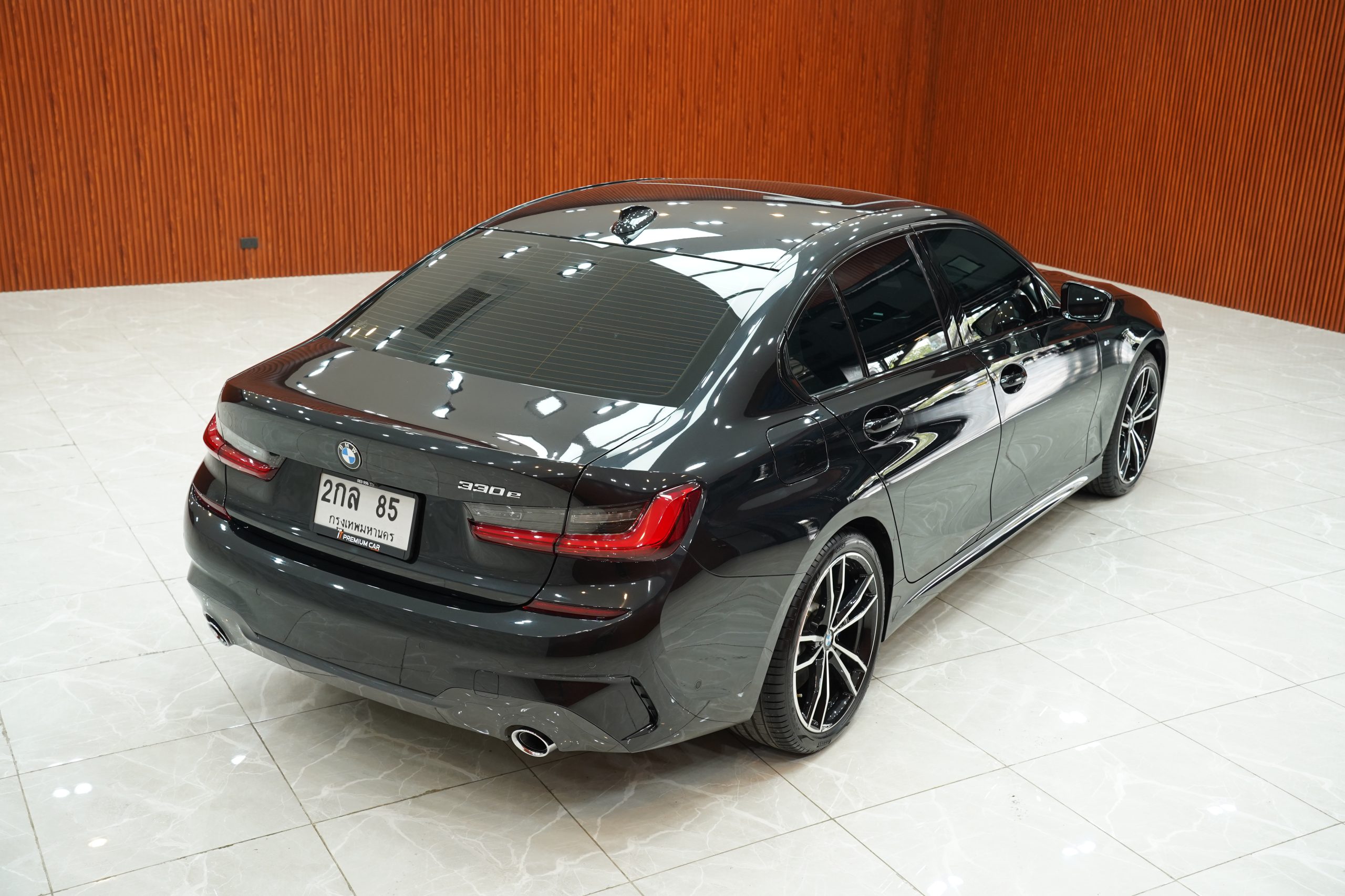 2020 BMW 330e 2.0 G20 (ปี 19-26) M Sport Sedan - Image 7