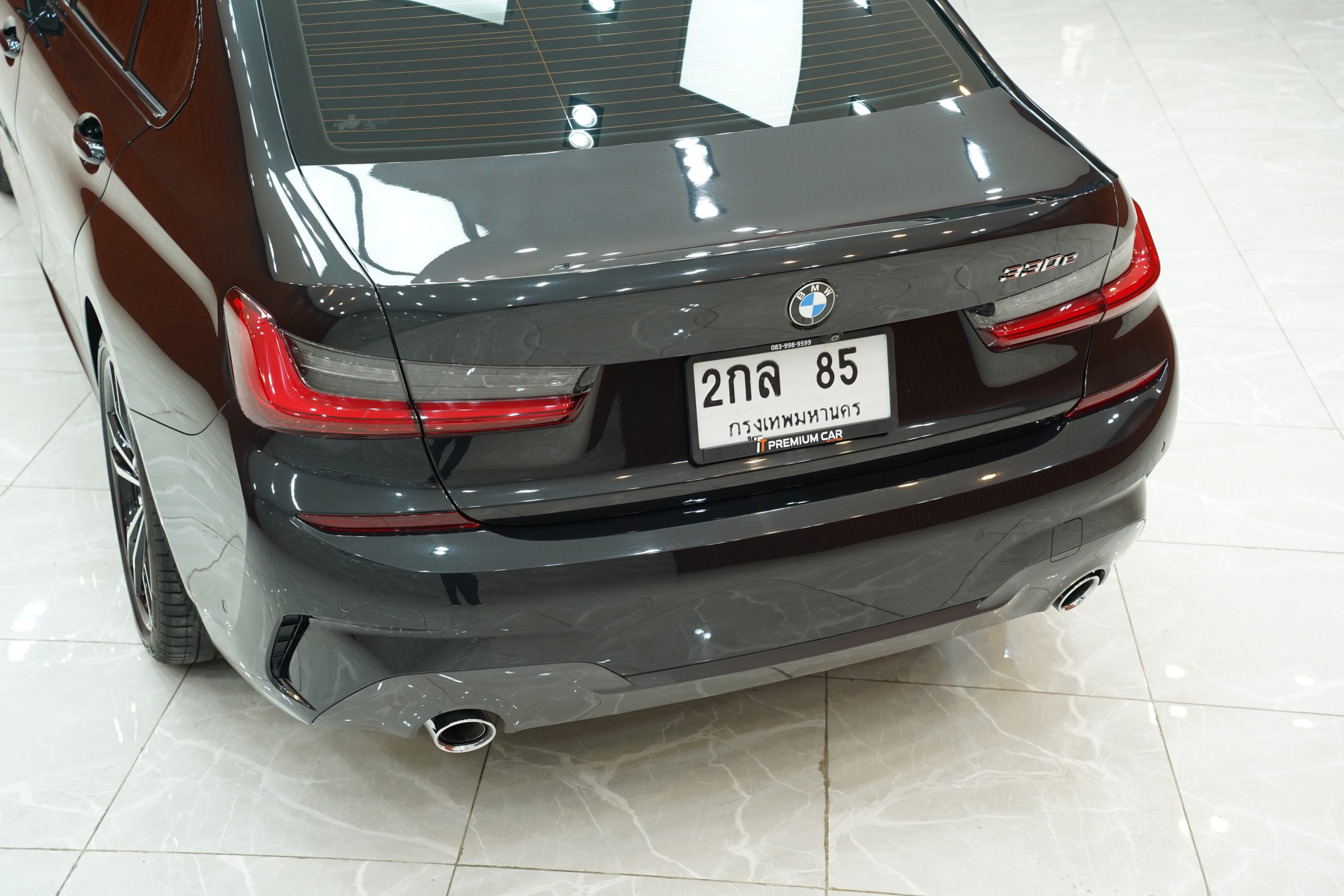 2020 BMW 330e 2.0 G20 (ปี 19-26) M Sport Sedan - Image 8