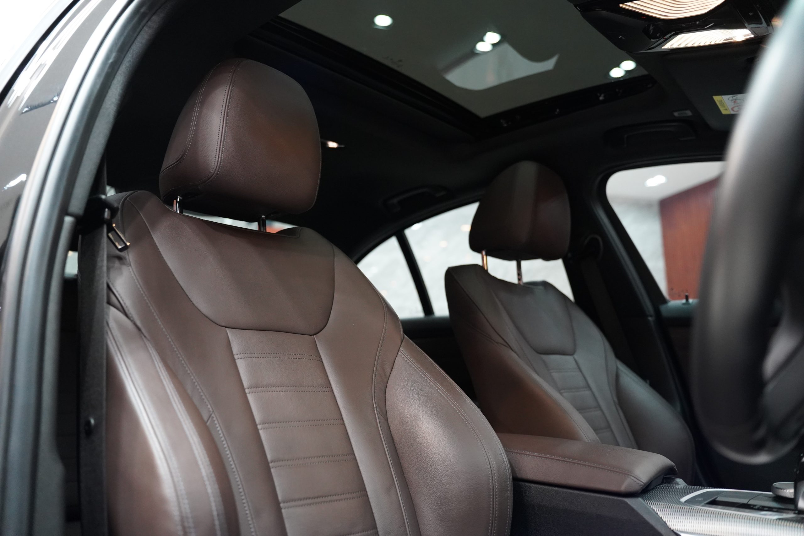 2020 BMW 330e 2.0 G20 (ปี 19-26) M Sport Sedan - Image 15