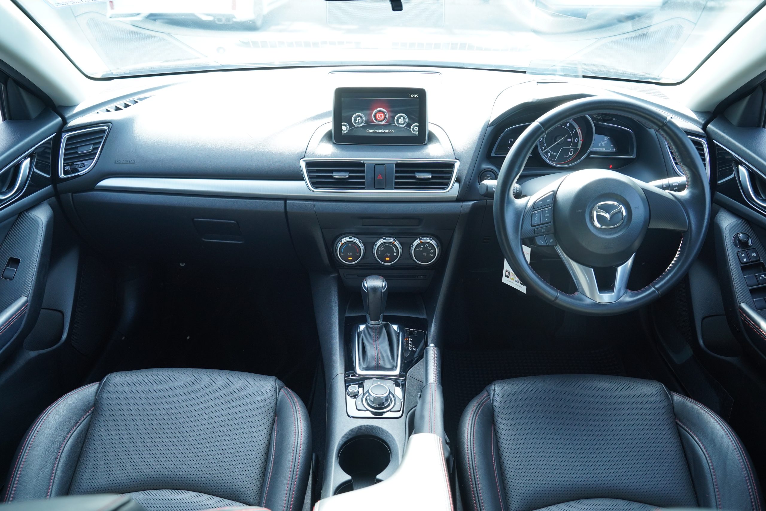 2014 Mazda 3 2.0 (ปี 14-18) SP Sports Hatchback - Image 19