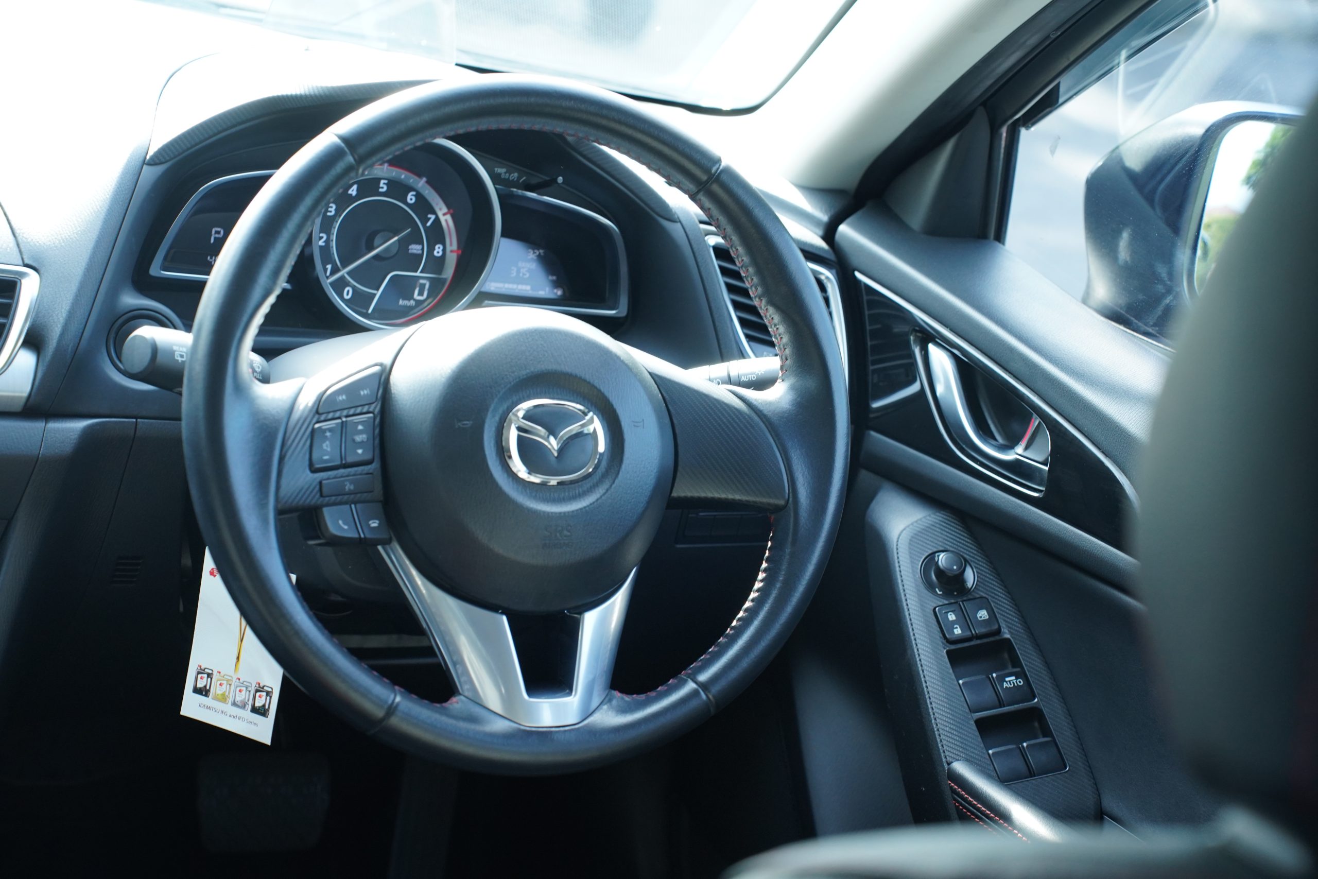 2014 Mazda 3 2.0 (ปี 14-18) SP Sports Hatchback - Image 20