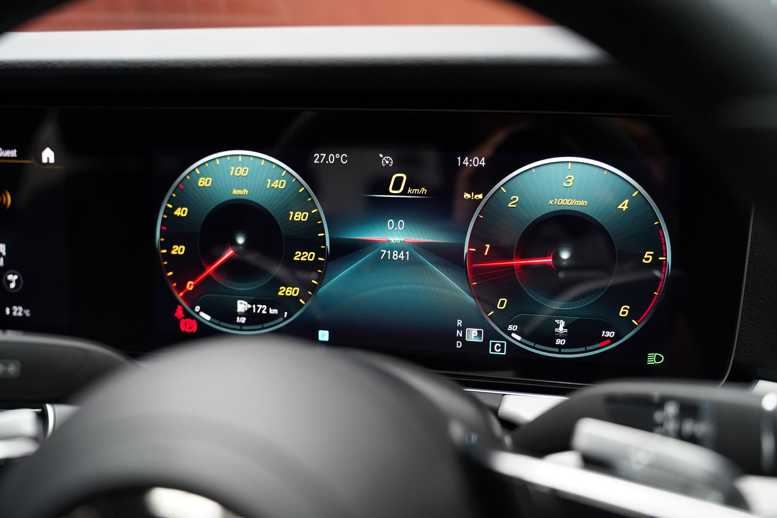 2023 Mercedes-Benz E220 2.0 W213 (ปี 16-23) d AMG Sport Sedan - Image 15
