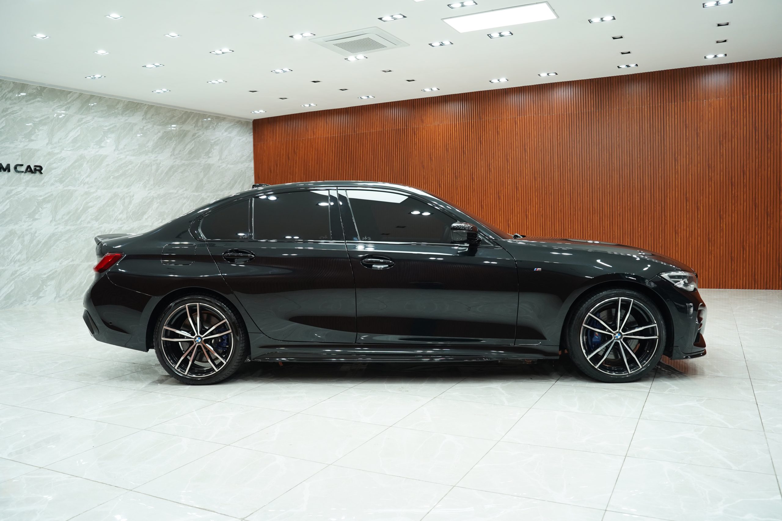 2020 BMW 330e 2.0 G20 (ปี 19-26) M Sport Sedan - Image 6