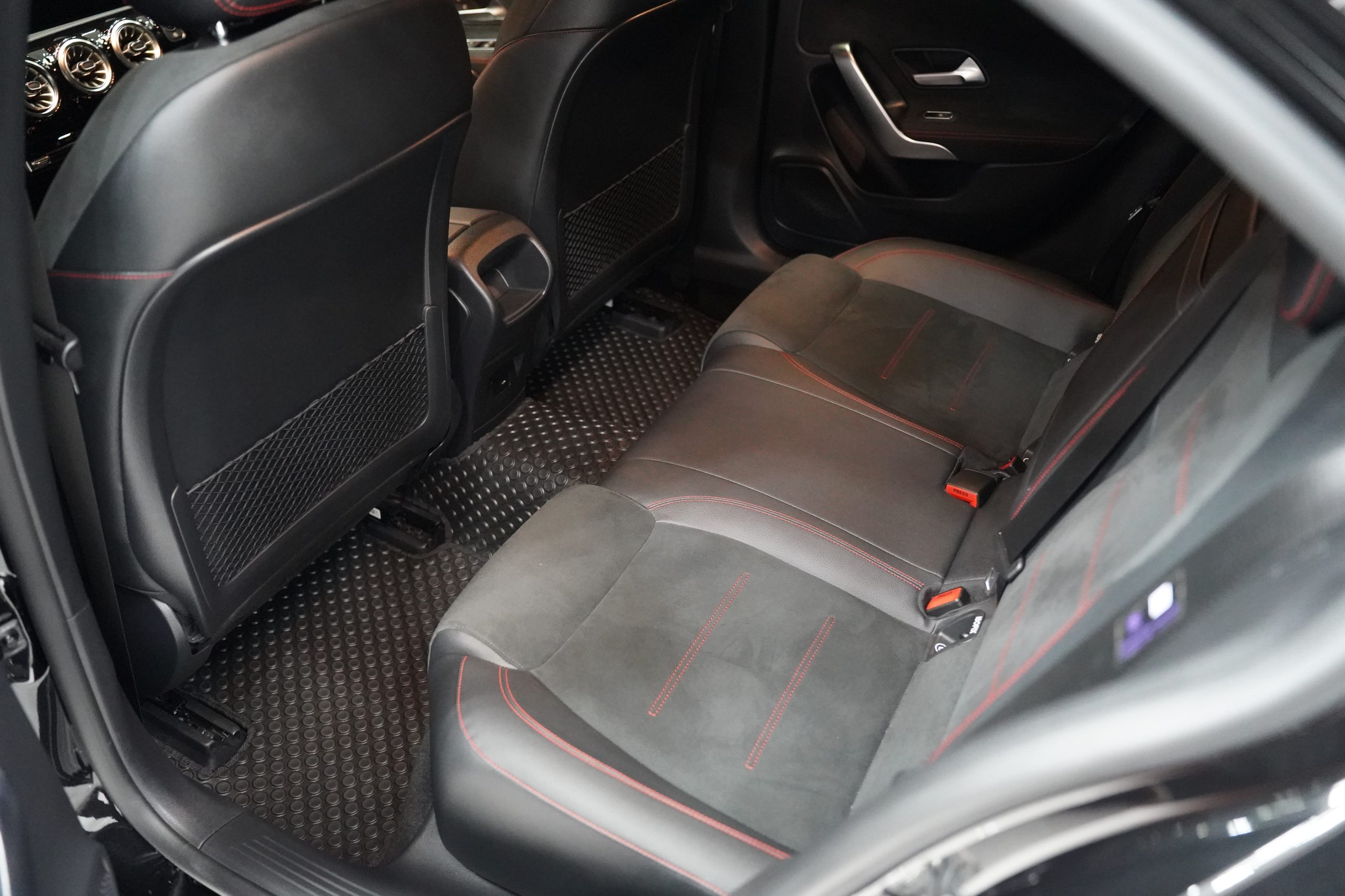 2023Mercedes-Benz A200 AMG Dynamic (Facelift) - Image 10