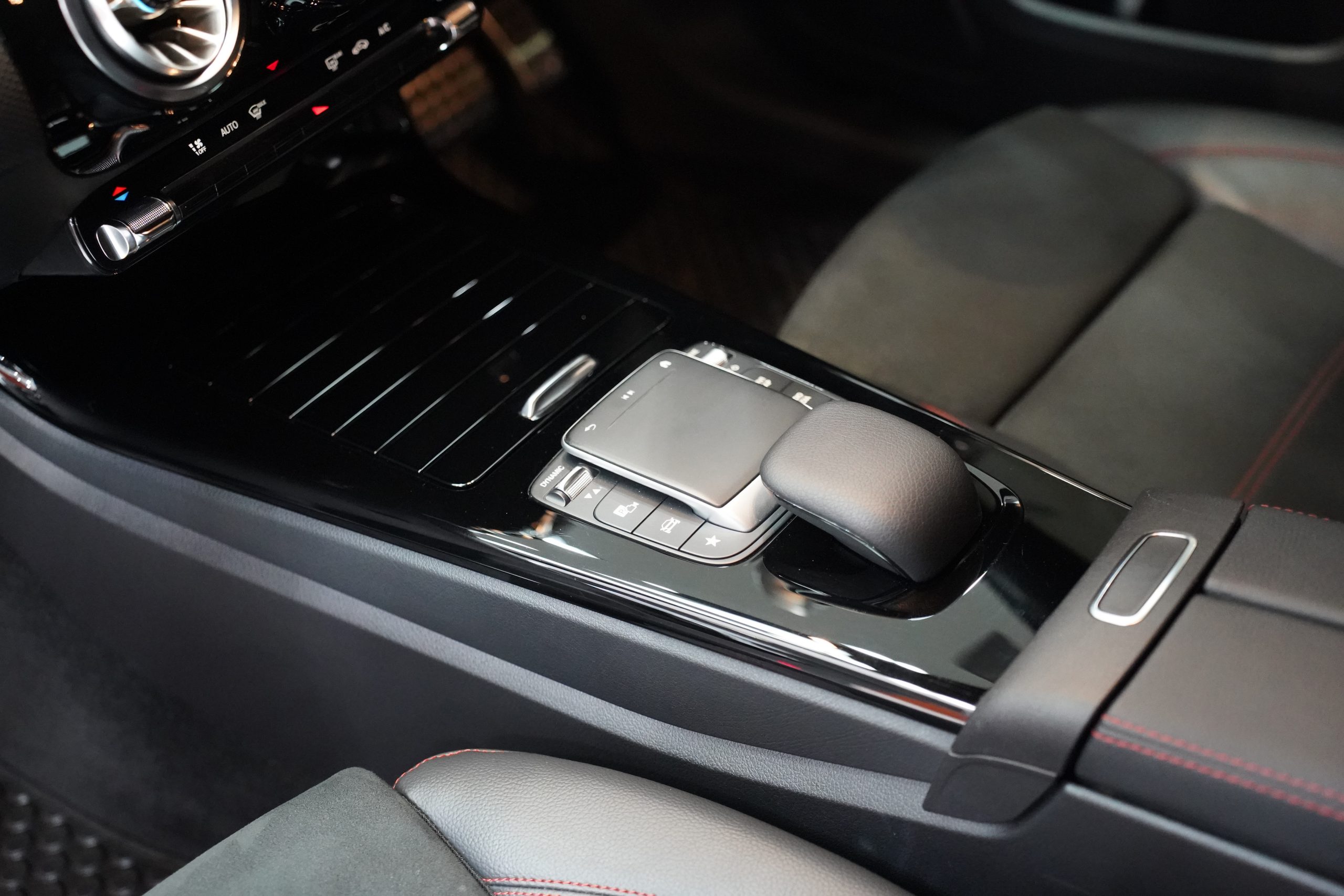 2023Mercedes-Benz A200 AMG Dynamic (Facelift) - Image 14