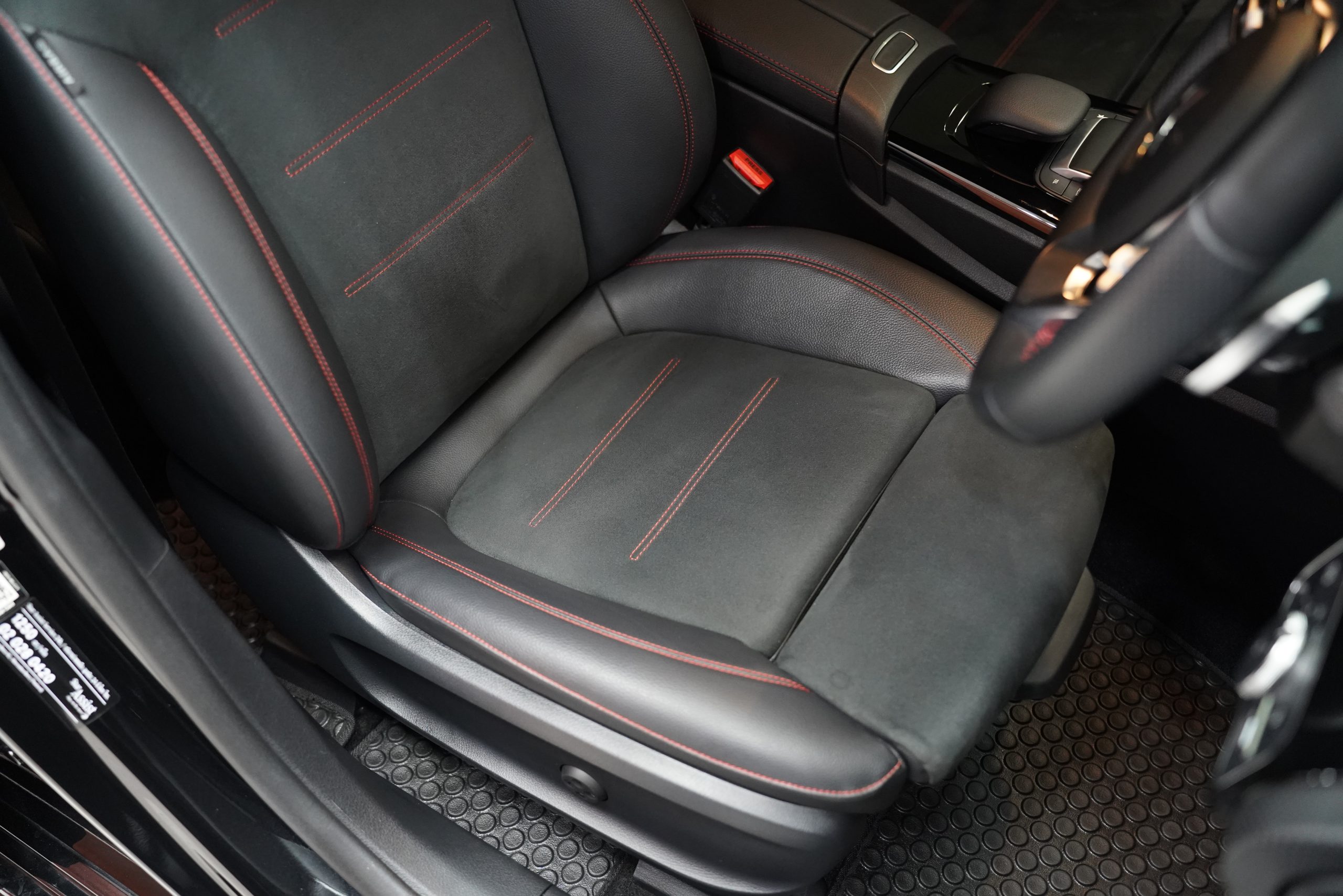 2023Mercedes-Benz A200 AMG Dynamic (Facelift) - Image 17
