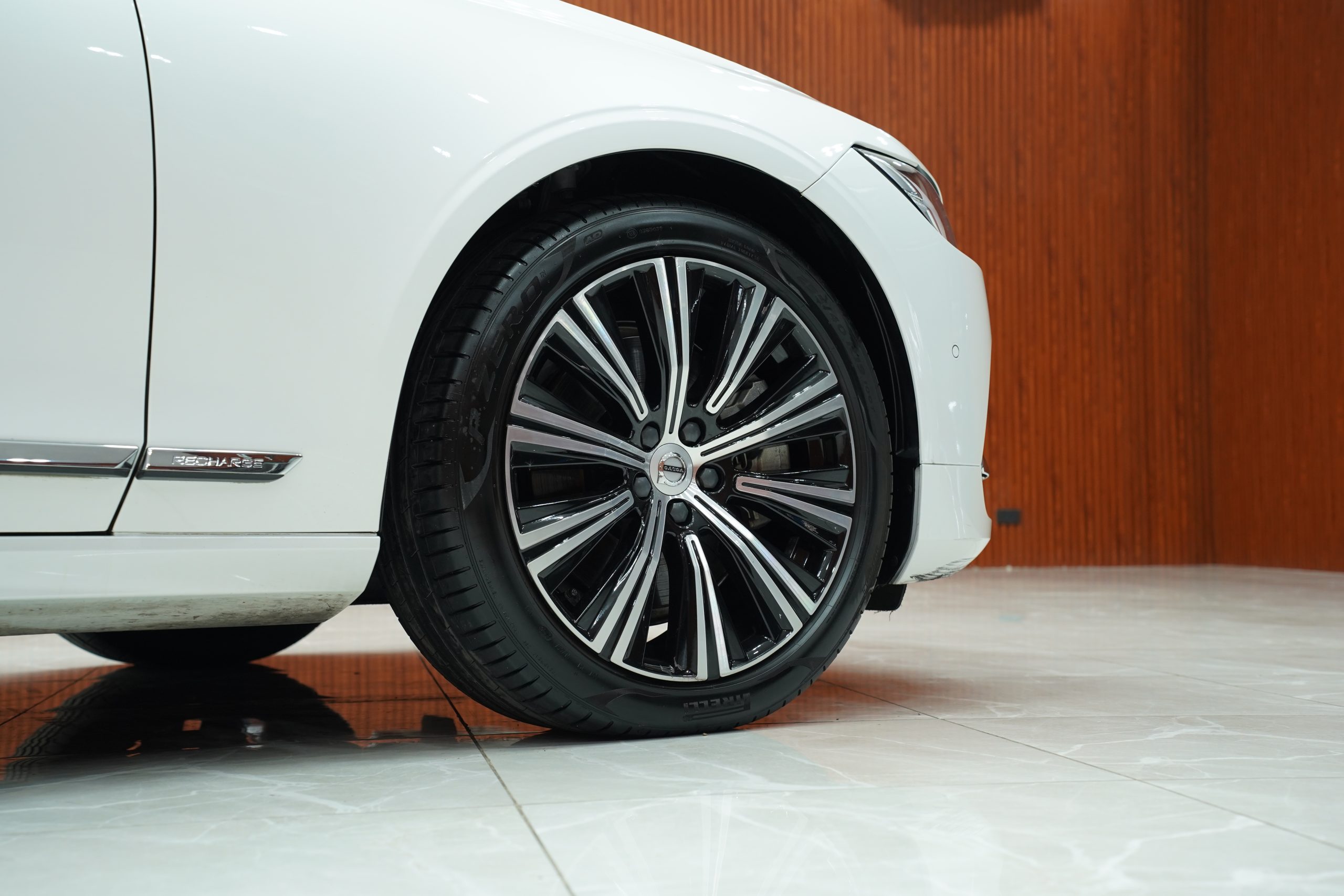 2022Volvo S90 T8 Inscription - Image 5
