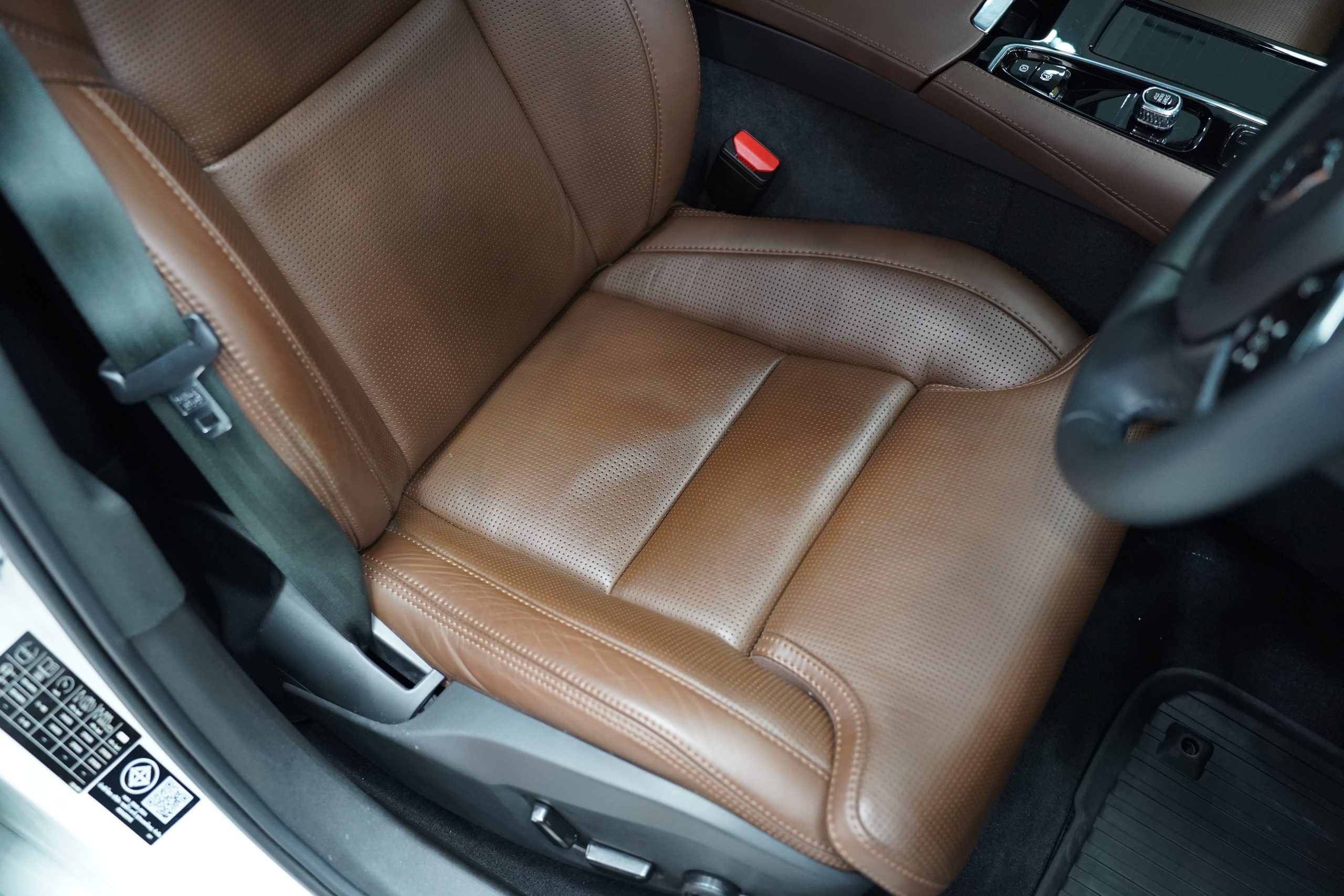 2022Volvo S90 T8 Inscription - Image 13