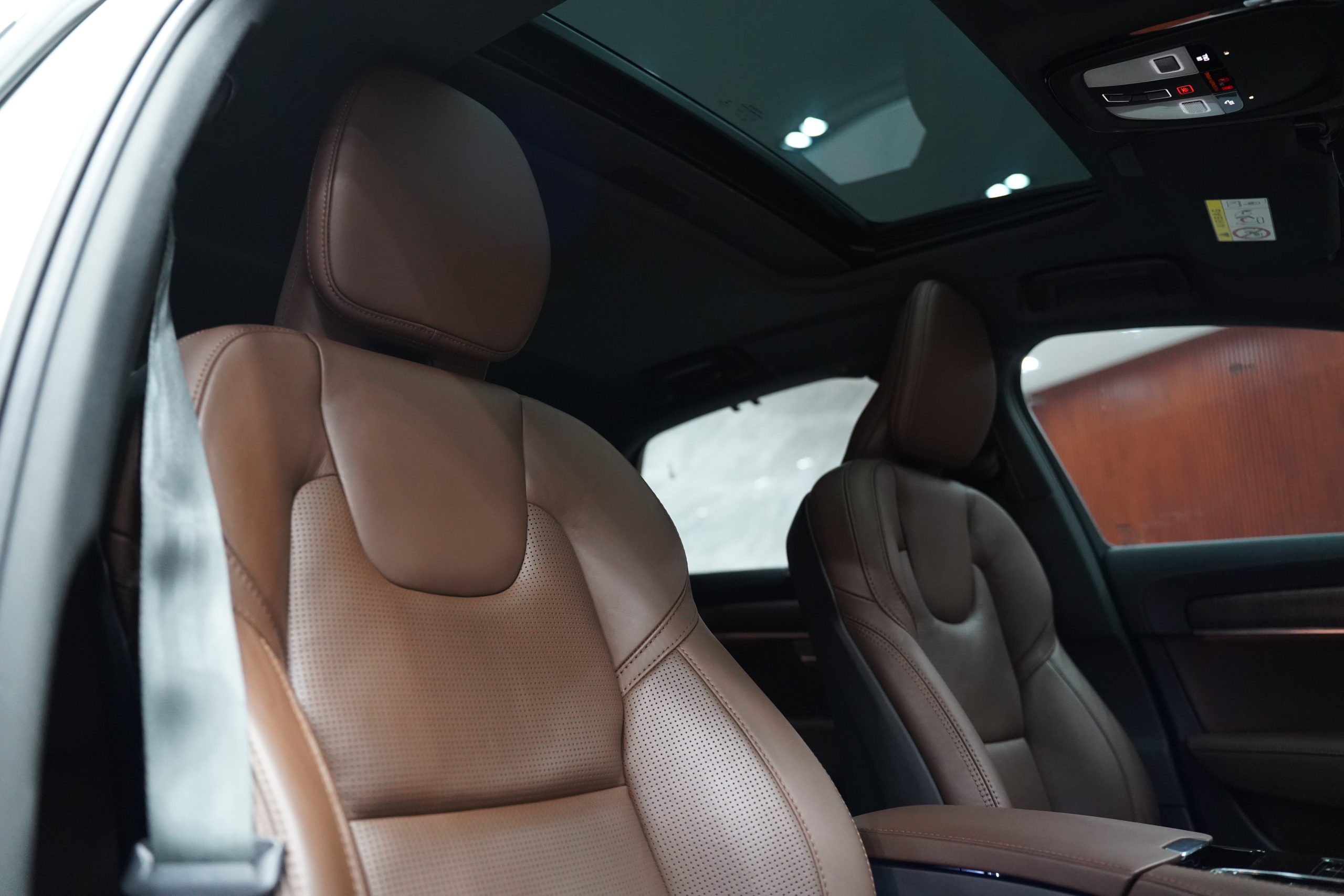 2022Volvo S90 T8 Inscription - Image 19
