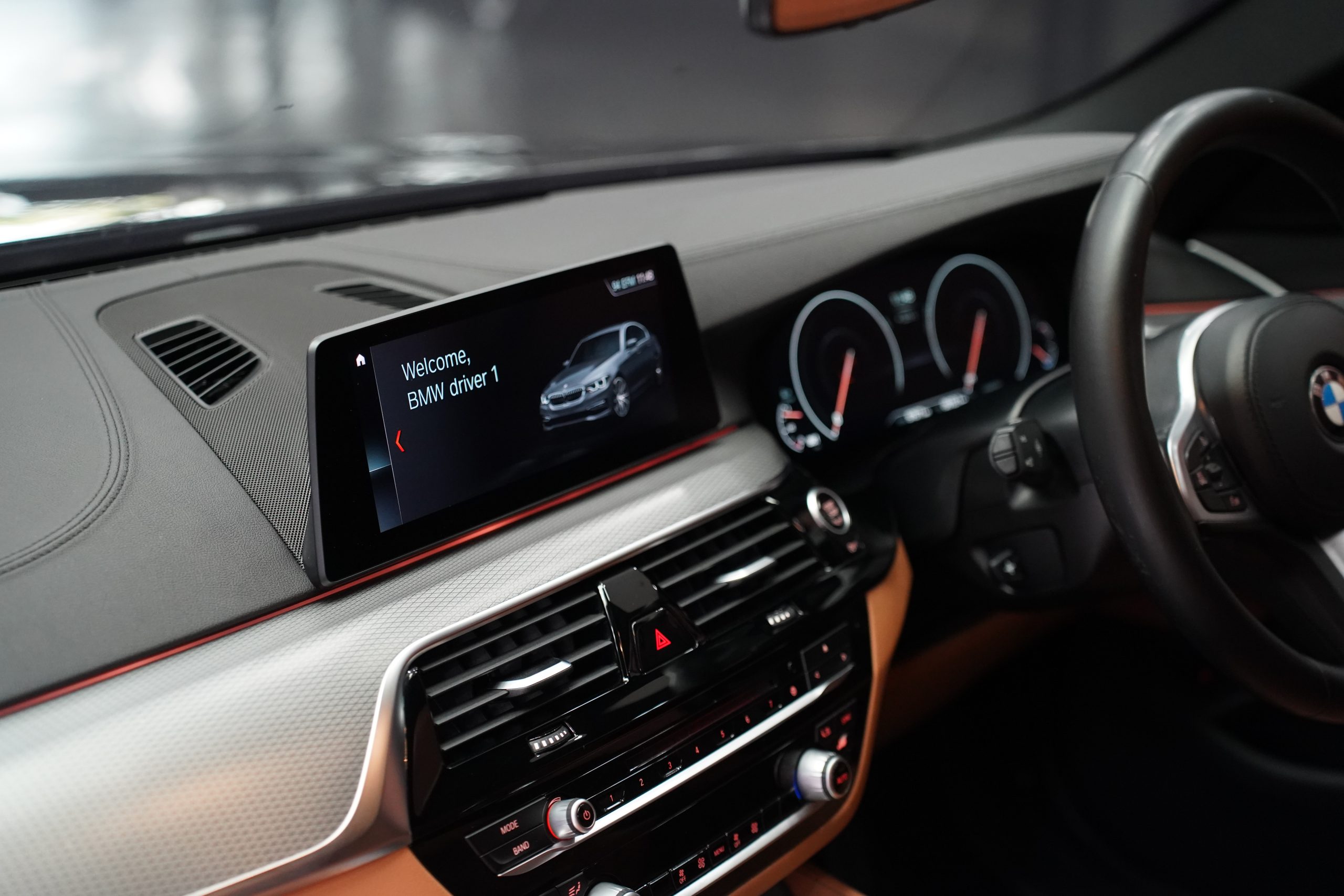 2020BMW 520d M Sport - Image 14