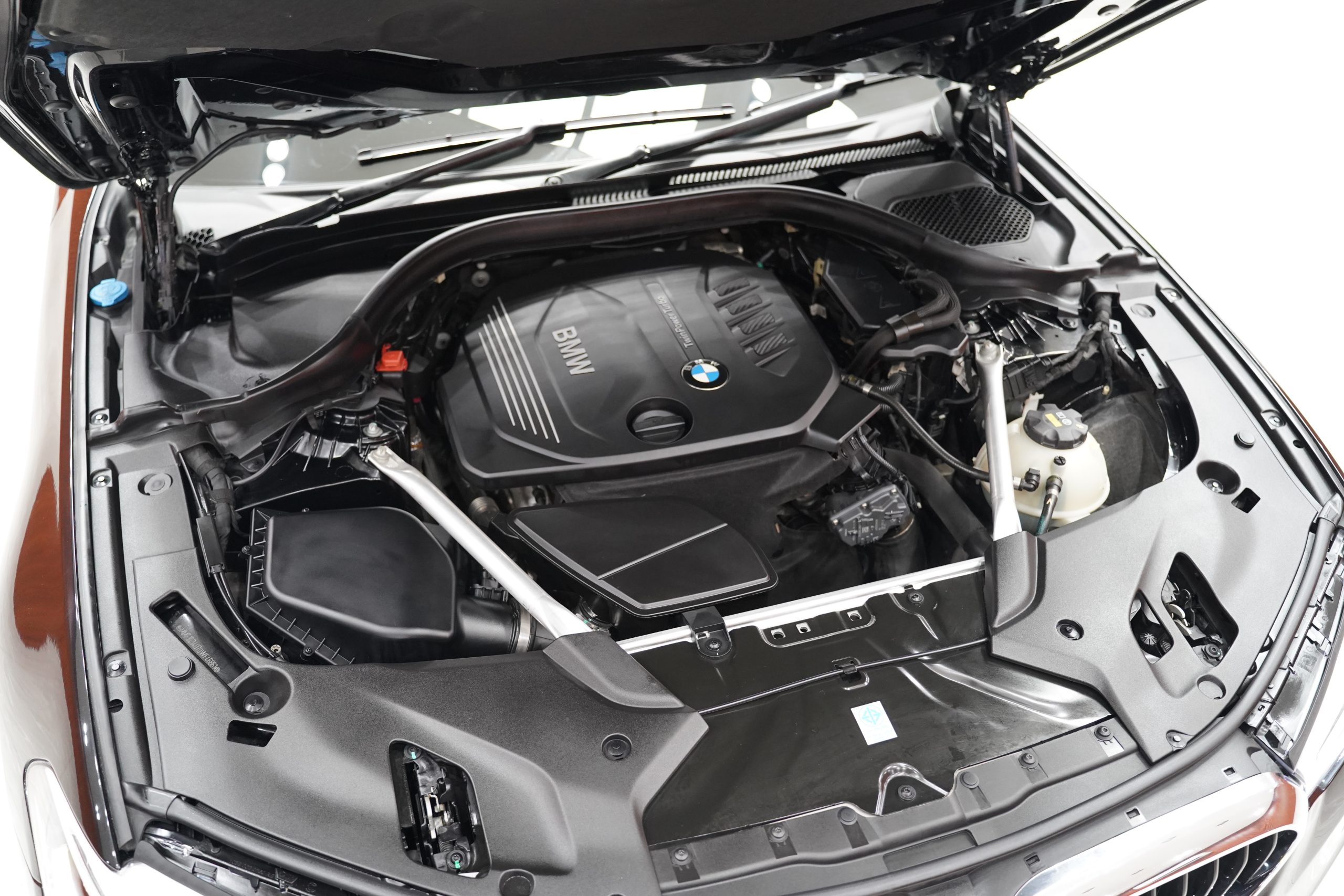 2020BMW 520d M Sport - Image 20